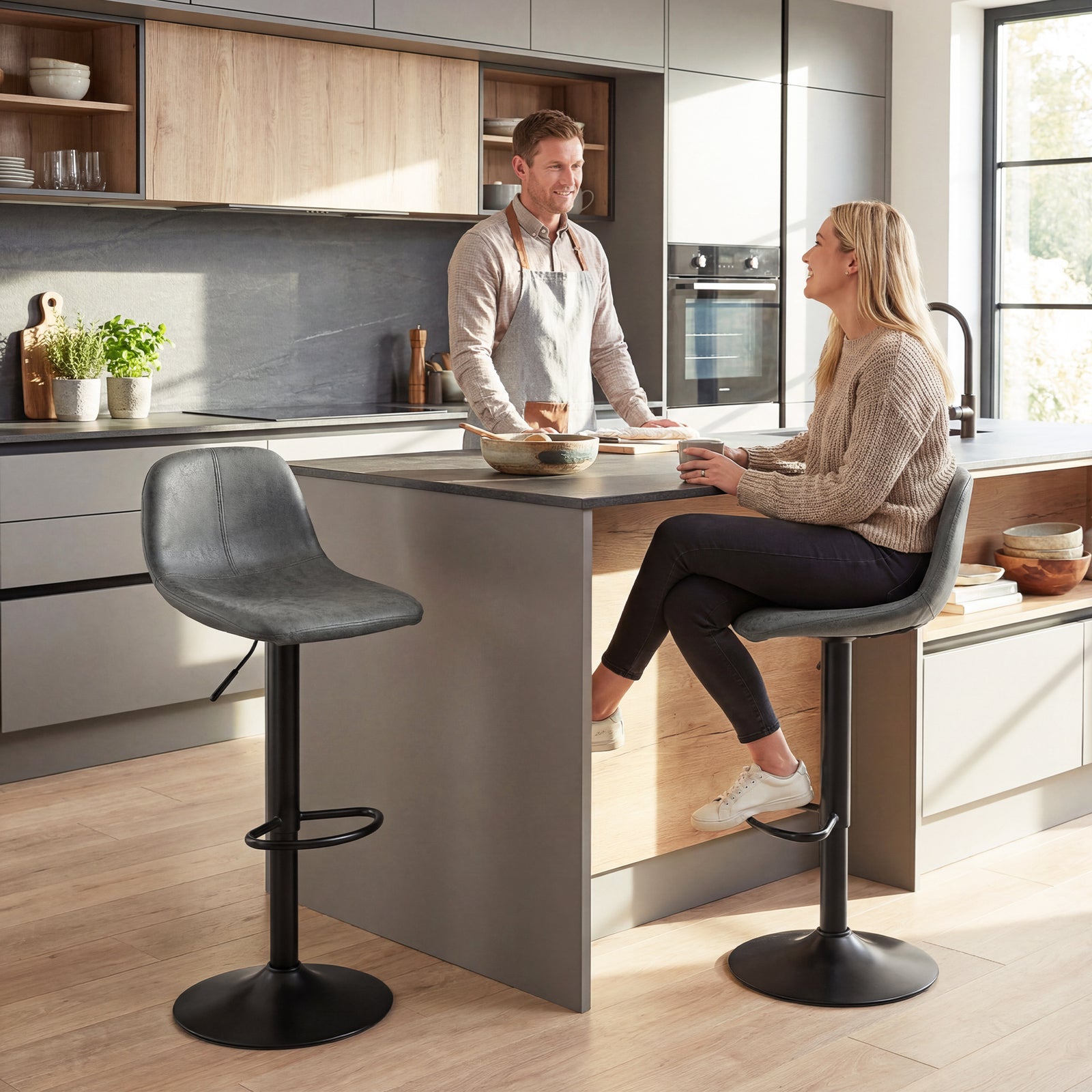 HOMCOM Bar Stools Set Of 2, Modern Swivel Barstools For Dining Room, Grey