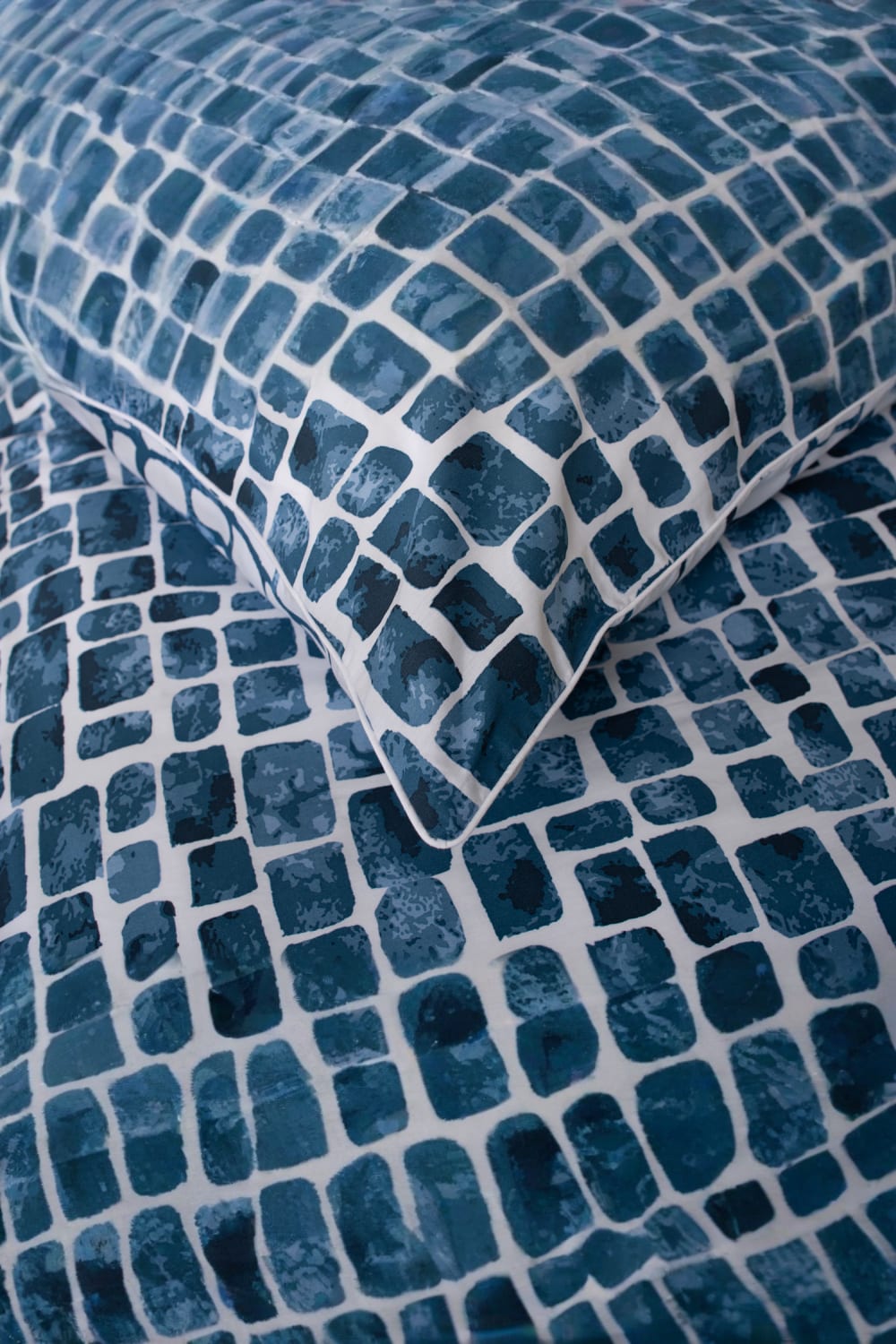 Tulle Extrasoft 100% Cotton Duvet Cover Set – Soft & Breathable Bedding | Single | Navy Blue