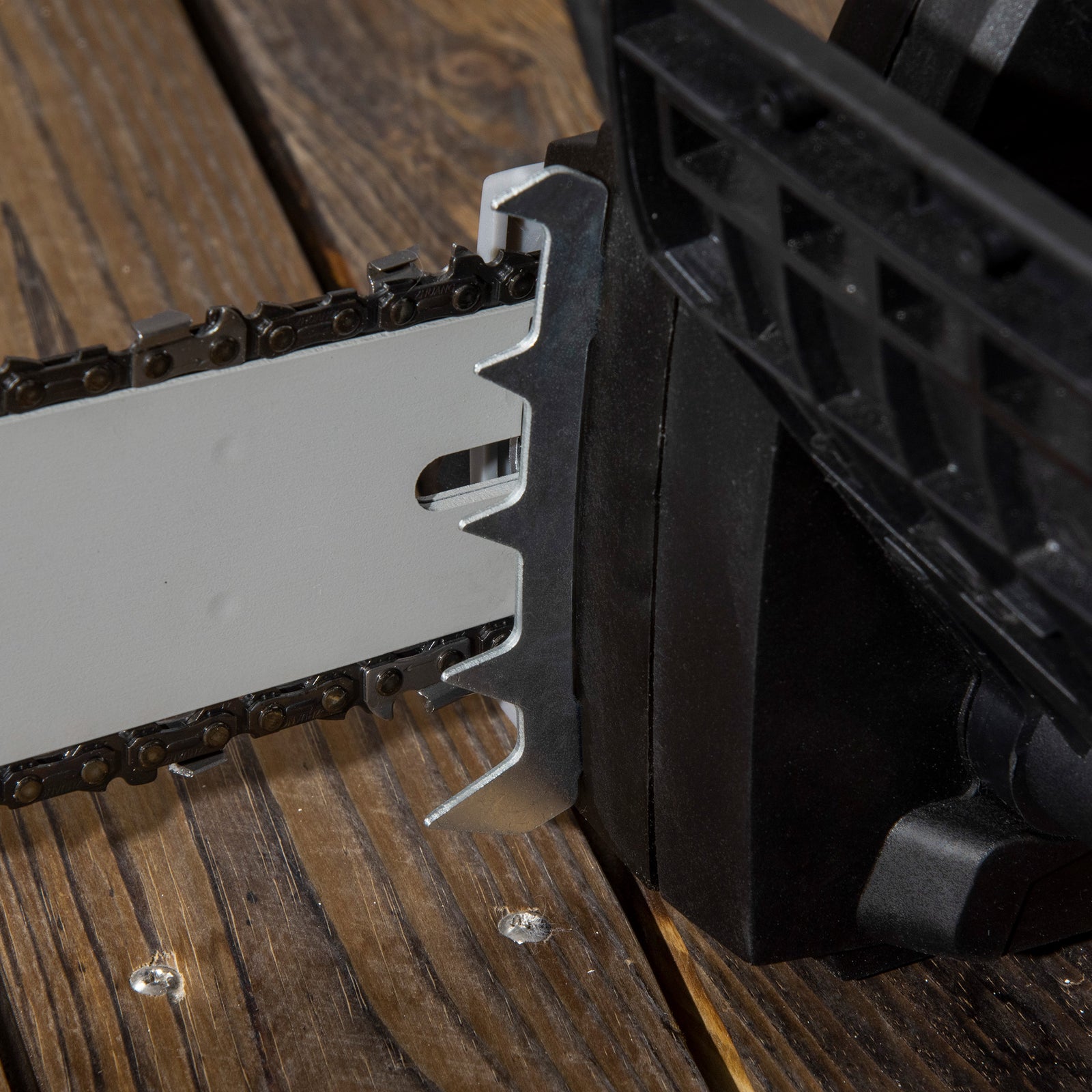 Electric Chainsaw With Double Brake And Auto Lubrication