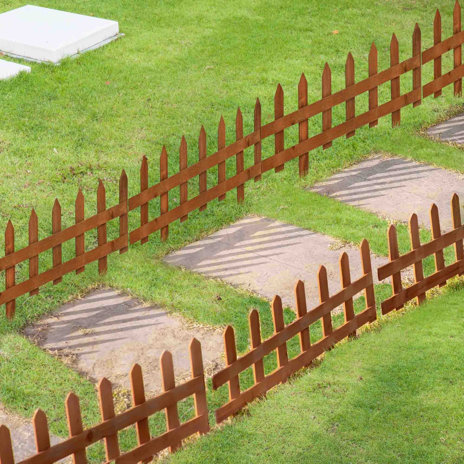 12 Wooden Picket Fences For Lawn, Brown
