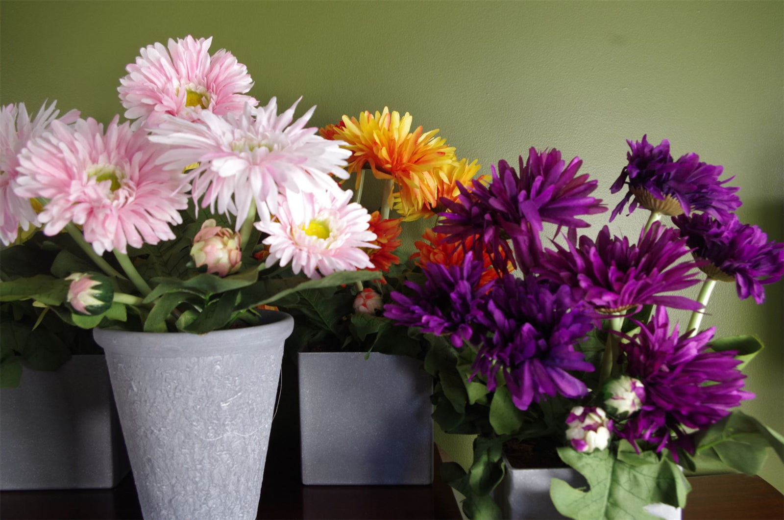 33cm Artificial Potted Daisy Orange