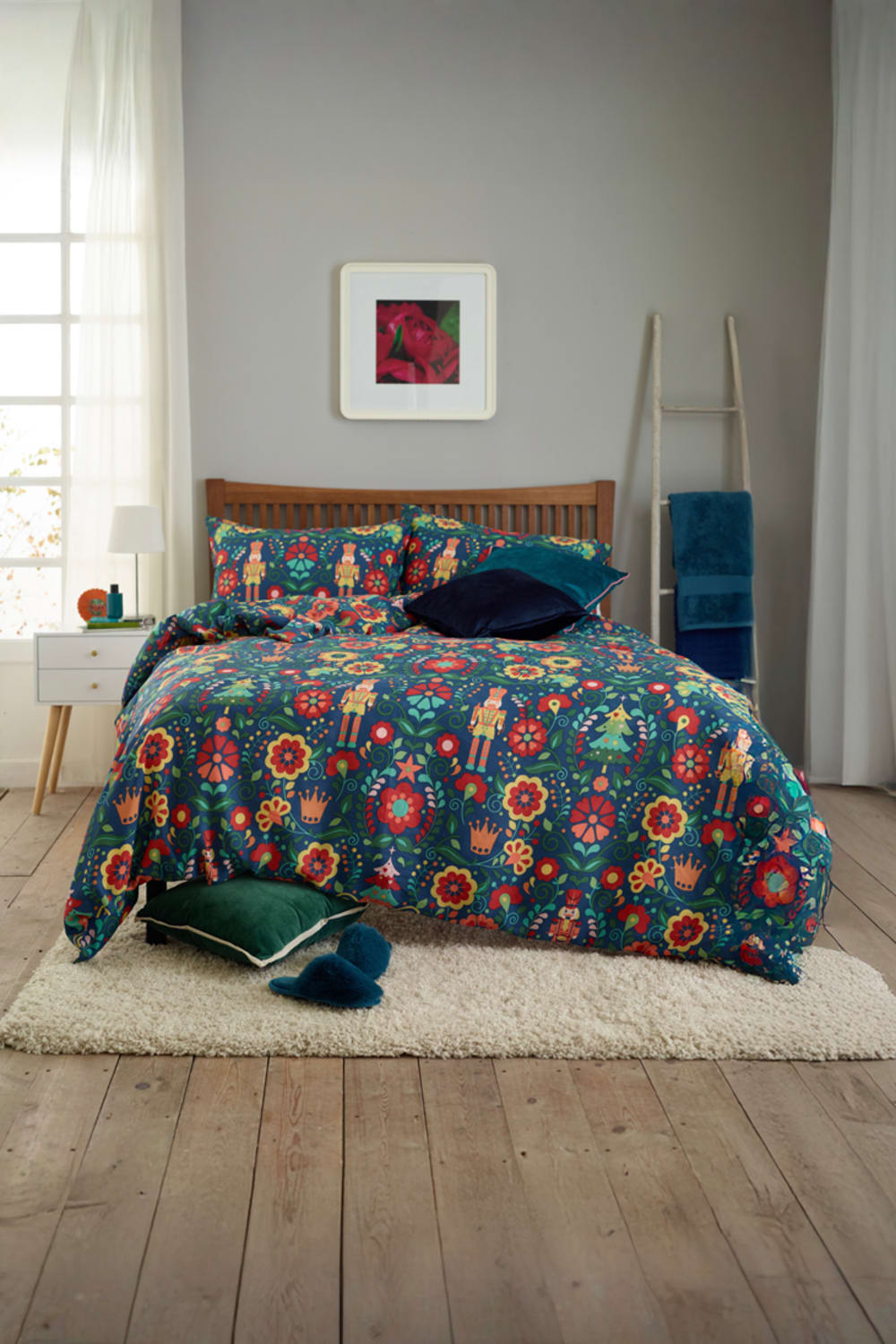Folkloric Nutcracker Easycare Duvet Cover Set – 200tc Cotton Rich Printed Bedding | King