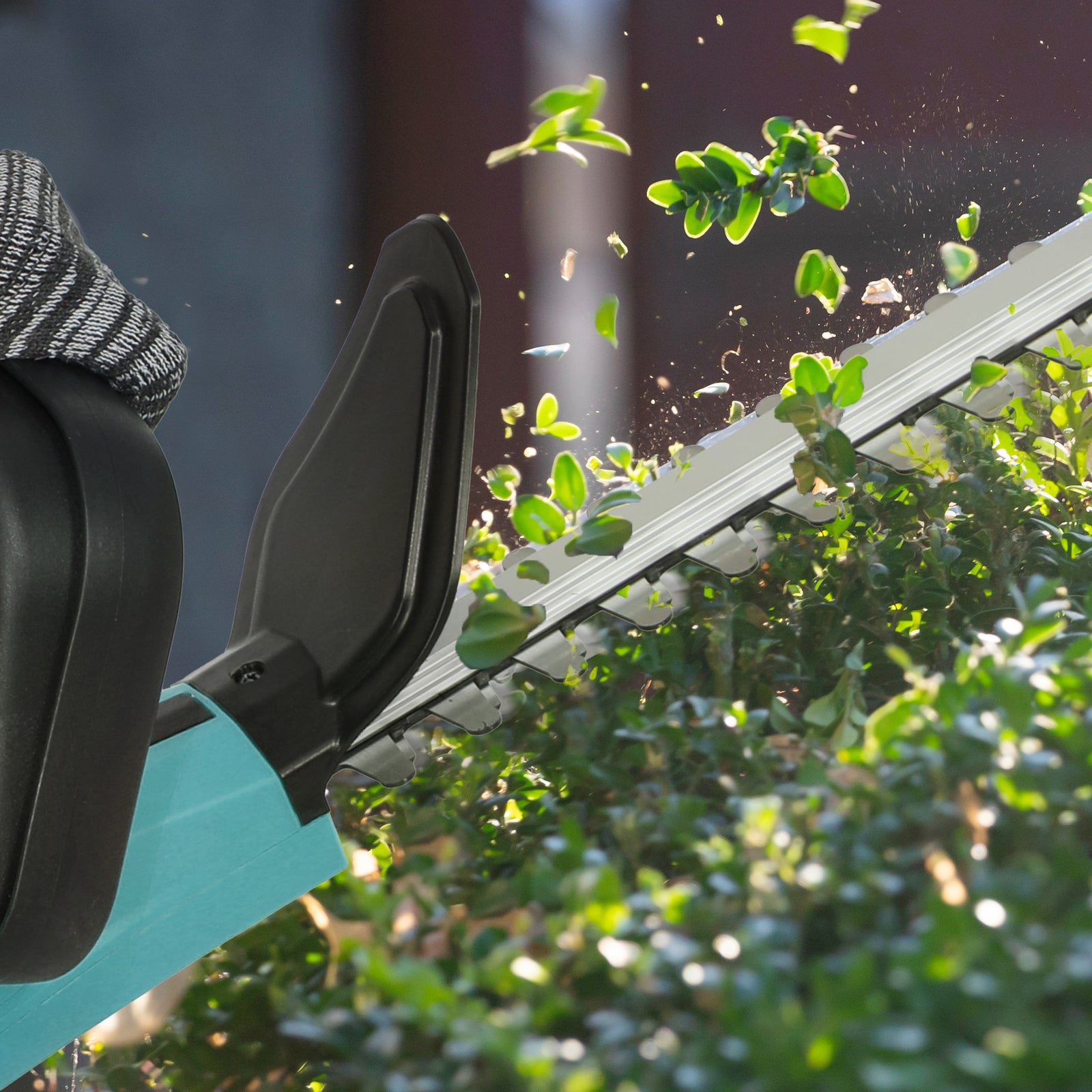 Cordless Hedge Trimmer, 51cm Blade