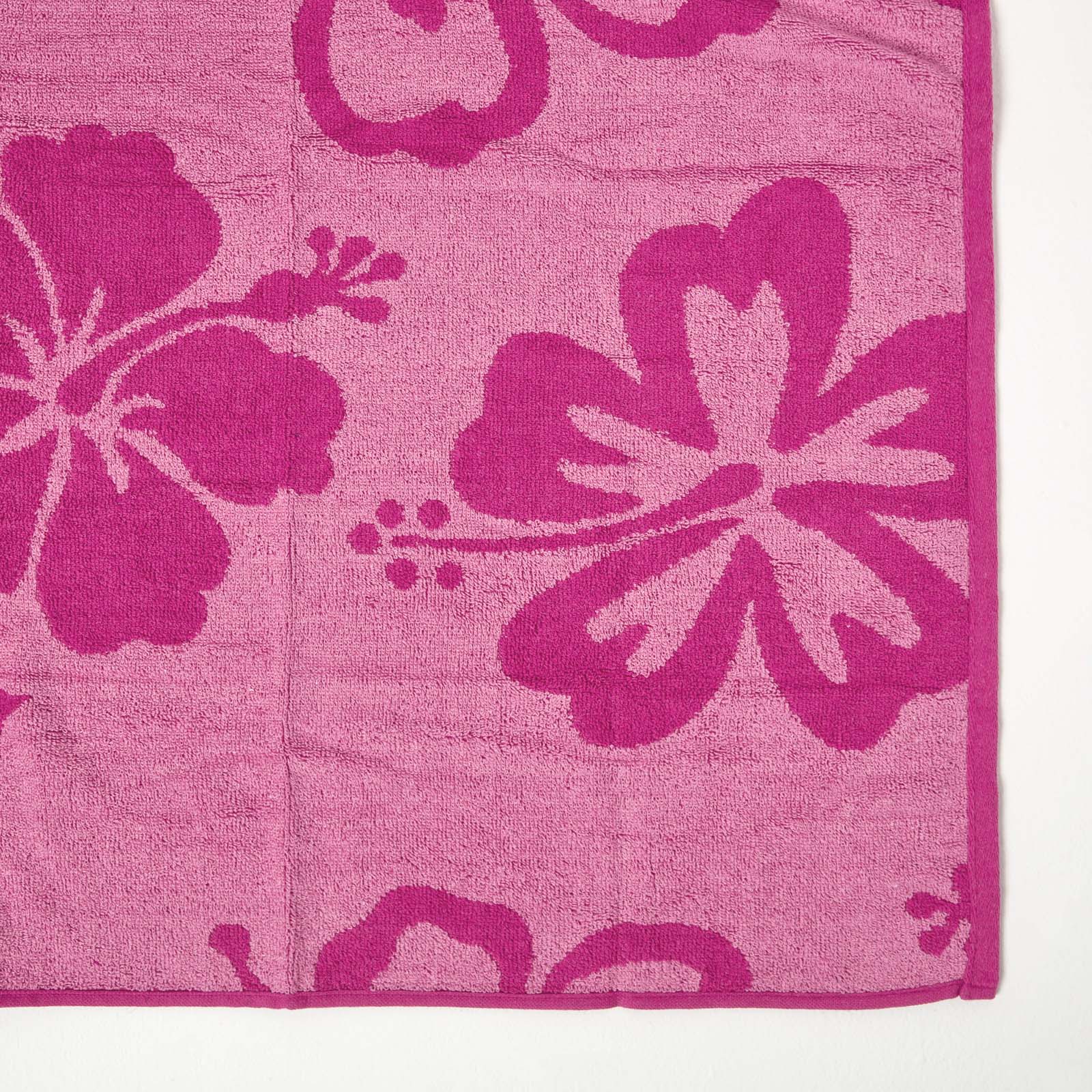 HOMESCAPES Pink Flower 100% Recycled Cotton Beach Towel