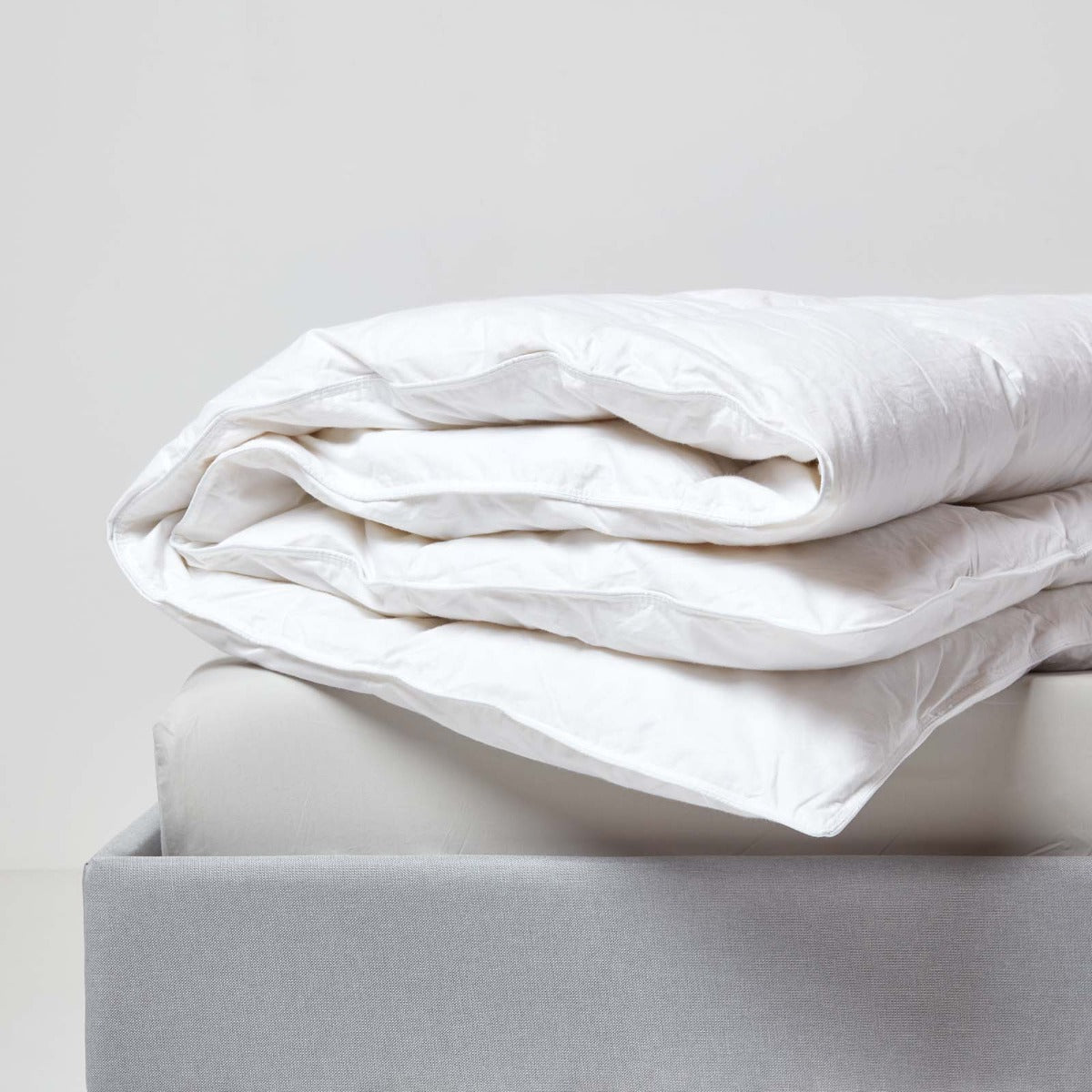 Luxury White Duck Down 13.5 Tog All Seasons Duvet | Double | White