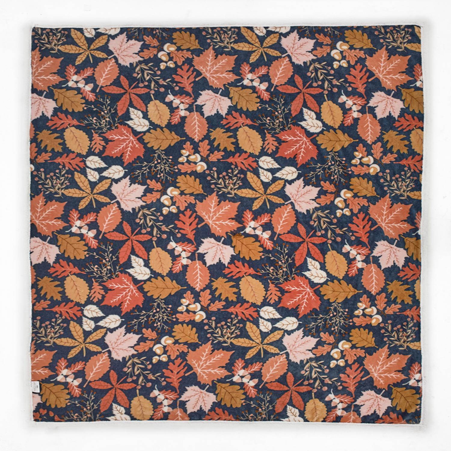 Snuggle Warm Fleece 140x180cm Throw Autumn Leaves