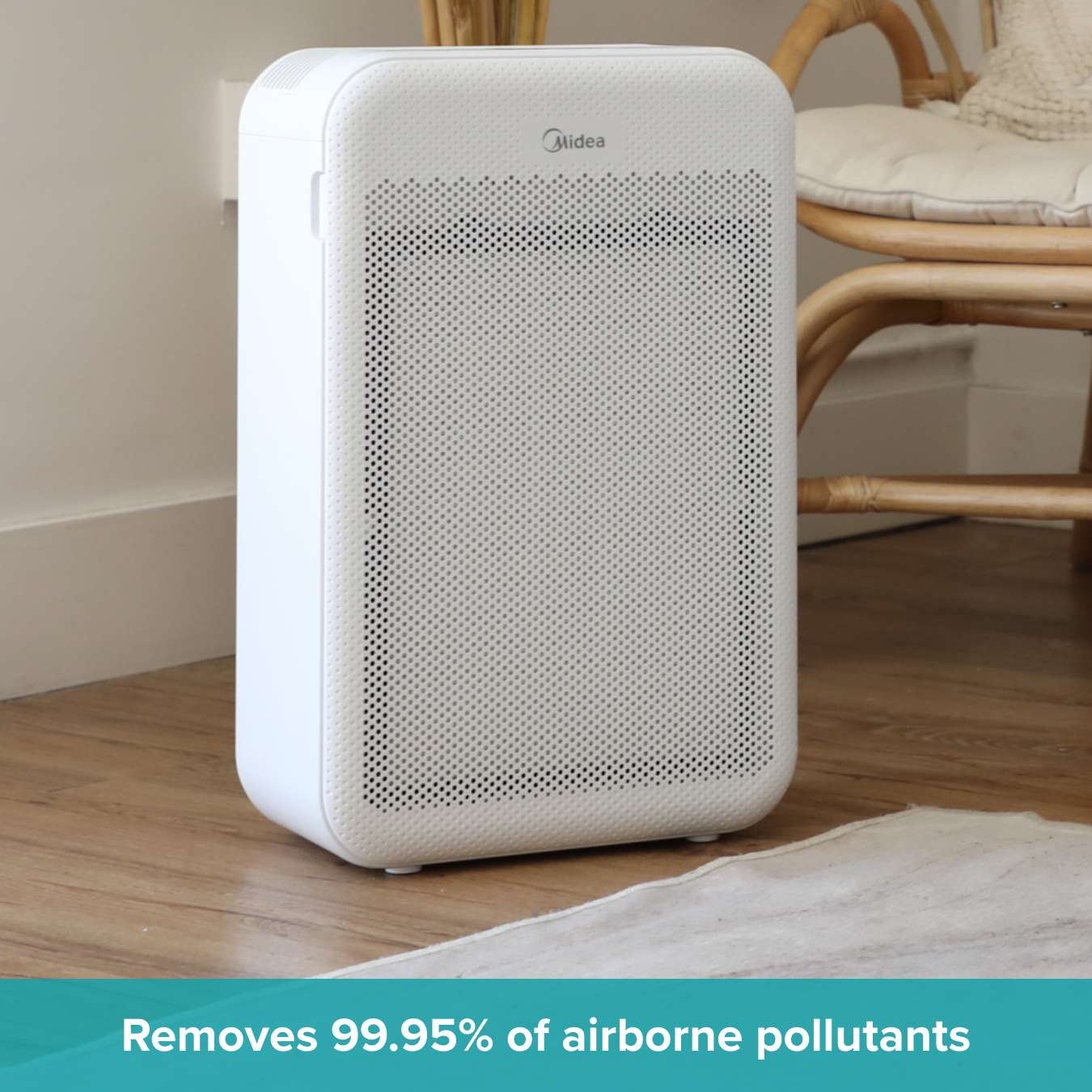 Pure Control – Odour Removing Air Purifier With Air Quality Sensor