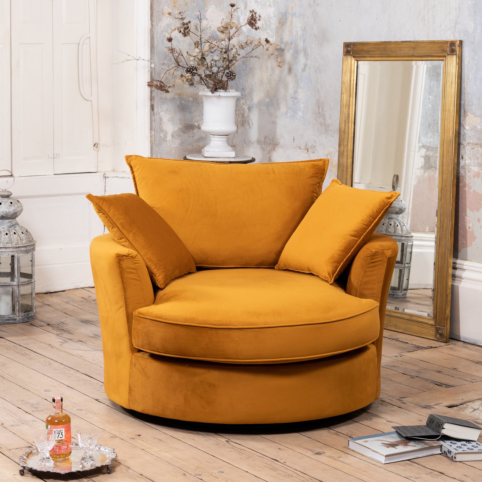Havana Velvet Swivel Base Cuddle Chair | Orange