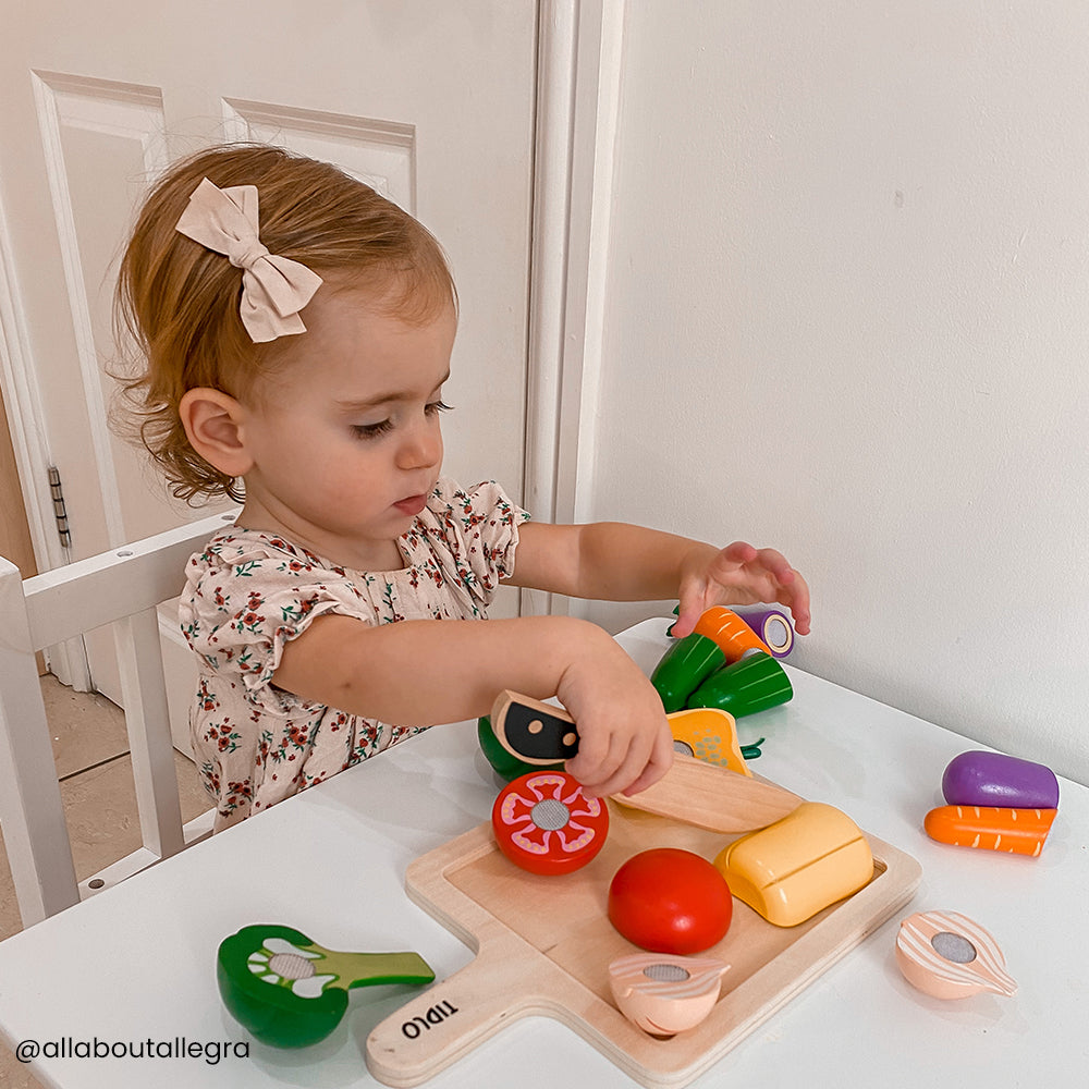 Wooden Cutting Vegetables Set - 9 Play Pieces