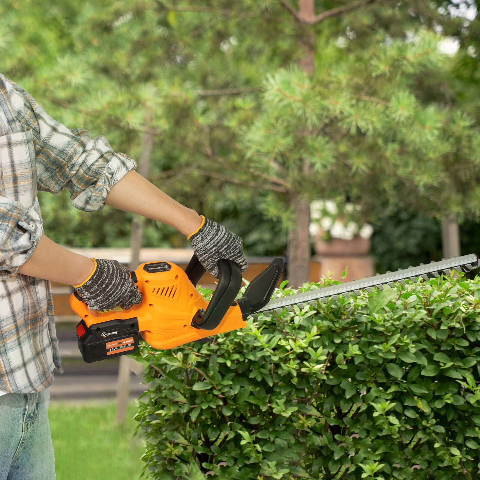 Cordless Hedge Trimmer With Brushless Motor, Orange