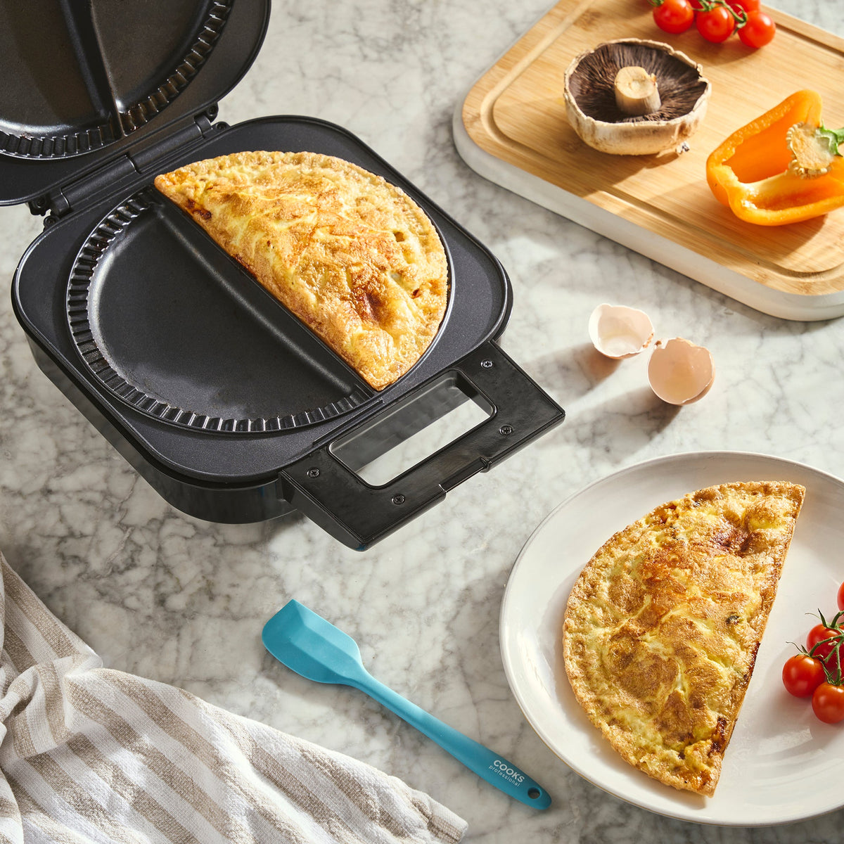 Multi-meal Maker With Crimping Edge & Spatula