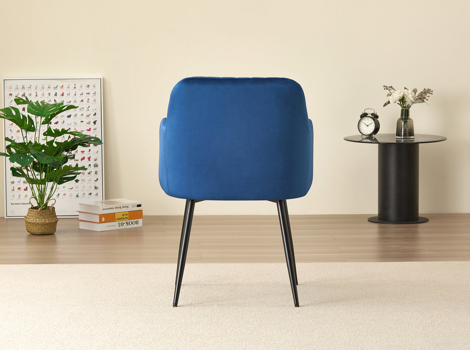Stylish New York Dining Table Set with 4 Charlotte Velvet Chairs | Blue