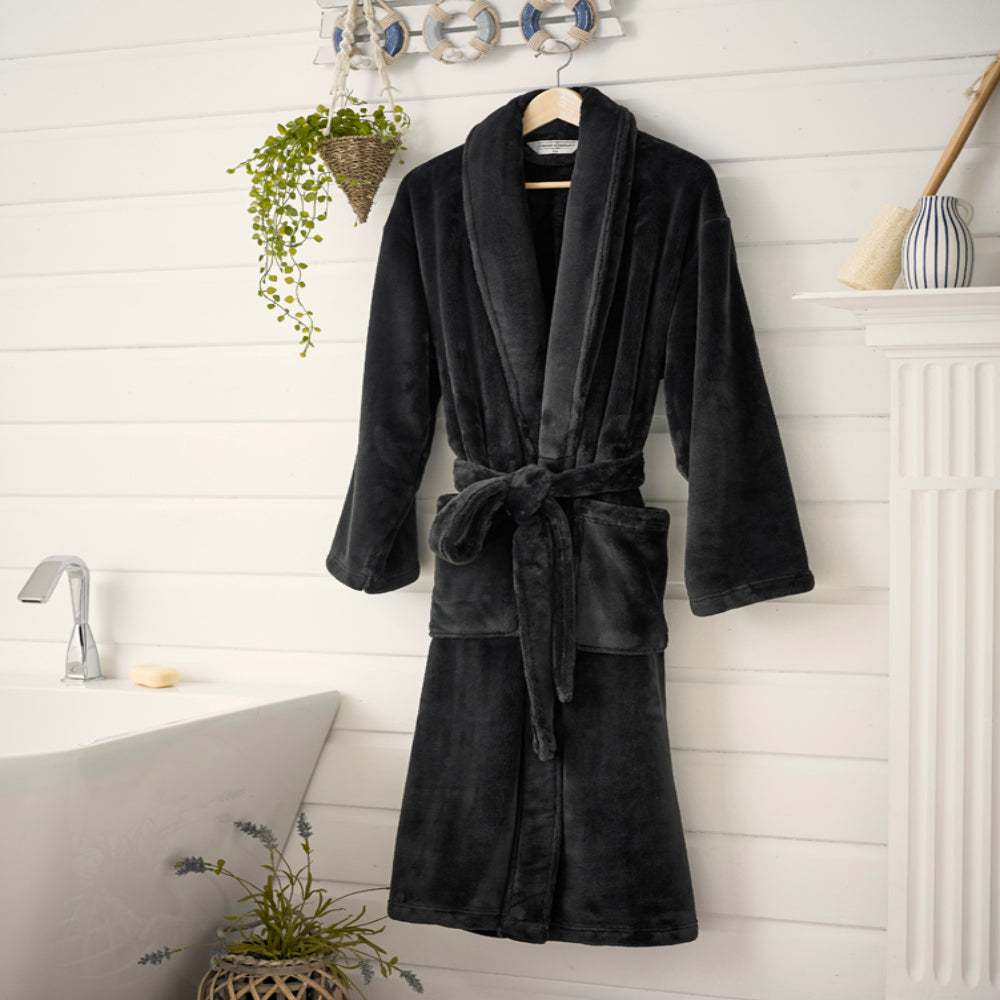 Coco Deluxe Fleece Robe | Small | Black