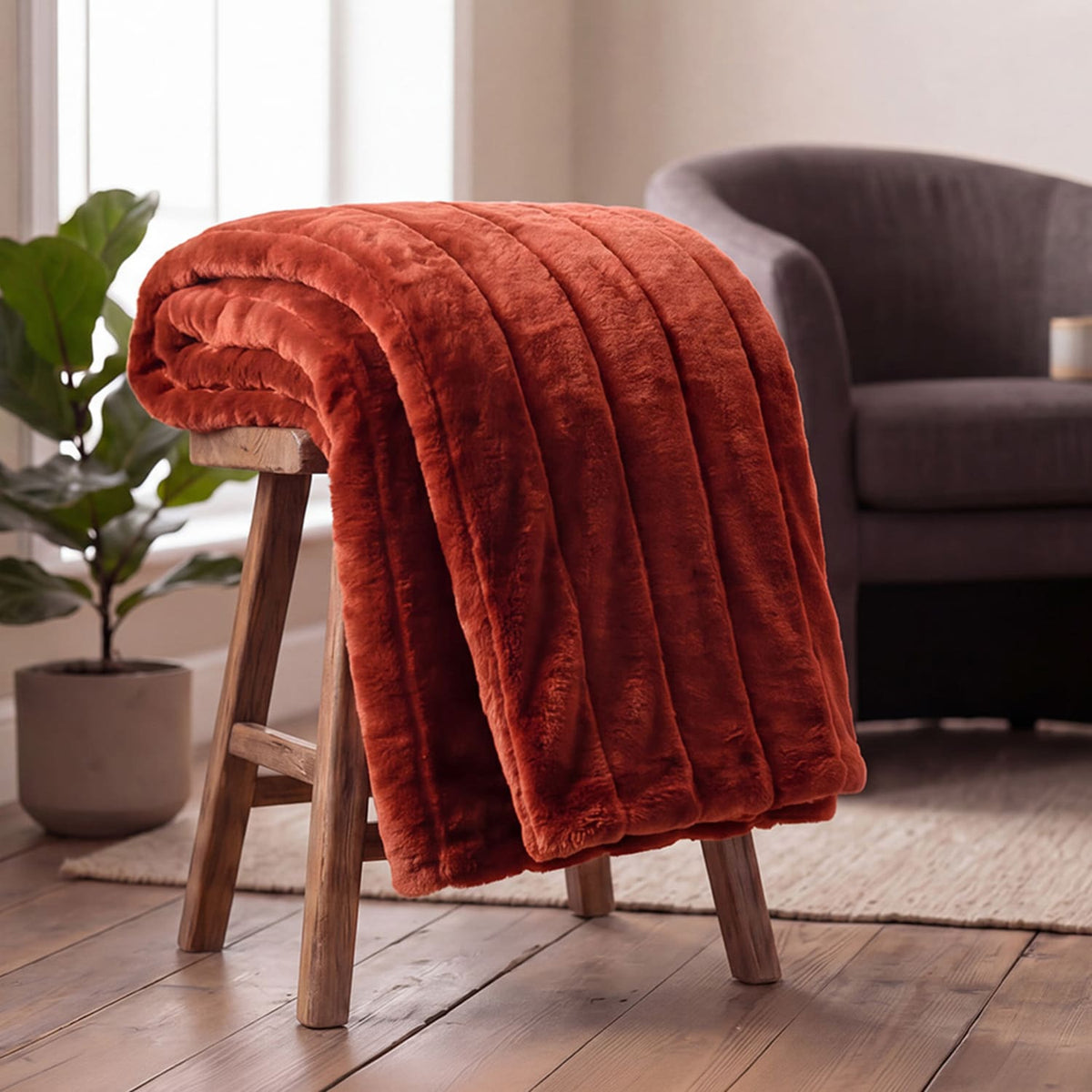 Hockley Faux Fur Throw | 150cm x 200cm | Terracotta