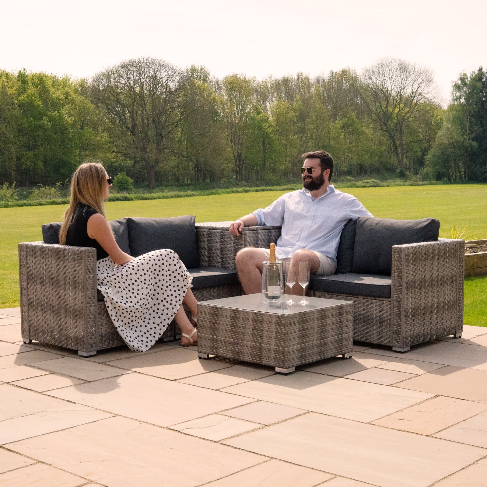 Rattan Modular 6 Piece Furniture Set & 996l Storage Box | Grey