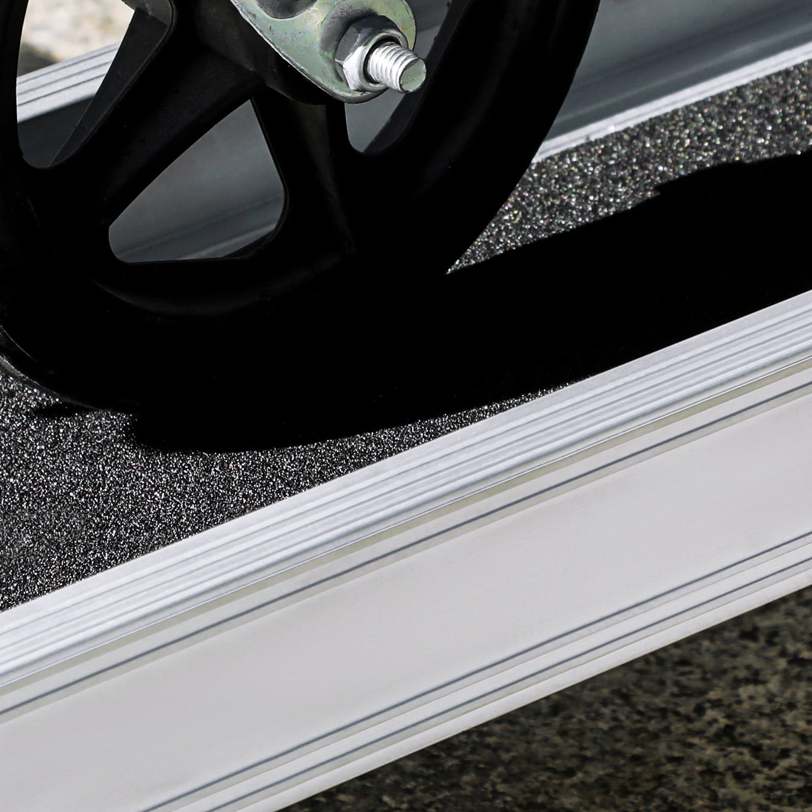 Aluminium Telescopic Wheelchair Ramps Folding Ramp | Medium | Silver