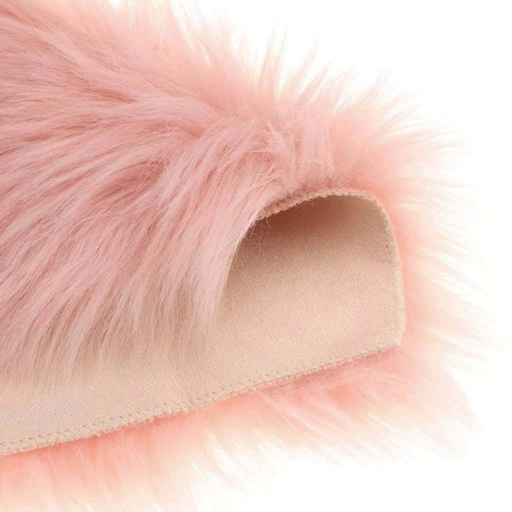 Heart Shaped Super Soft Shaggy Area Rug | Pink