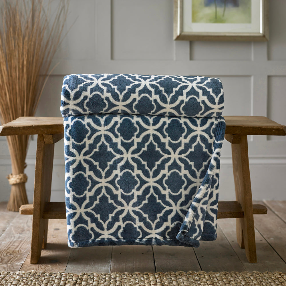 Morley Printed Heavyweight Supersoft Fleece Throw | 150cm x 180cm | Navy Blue