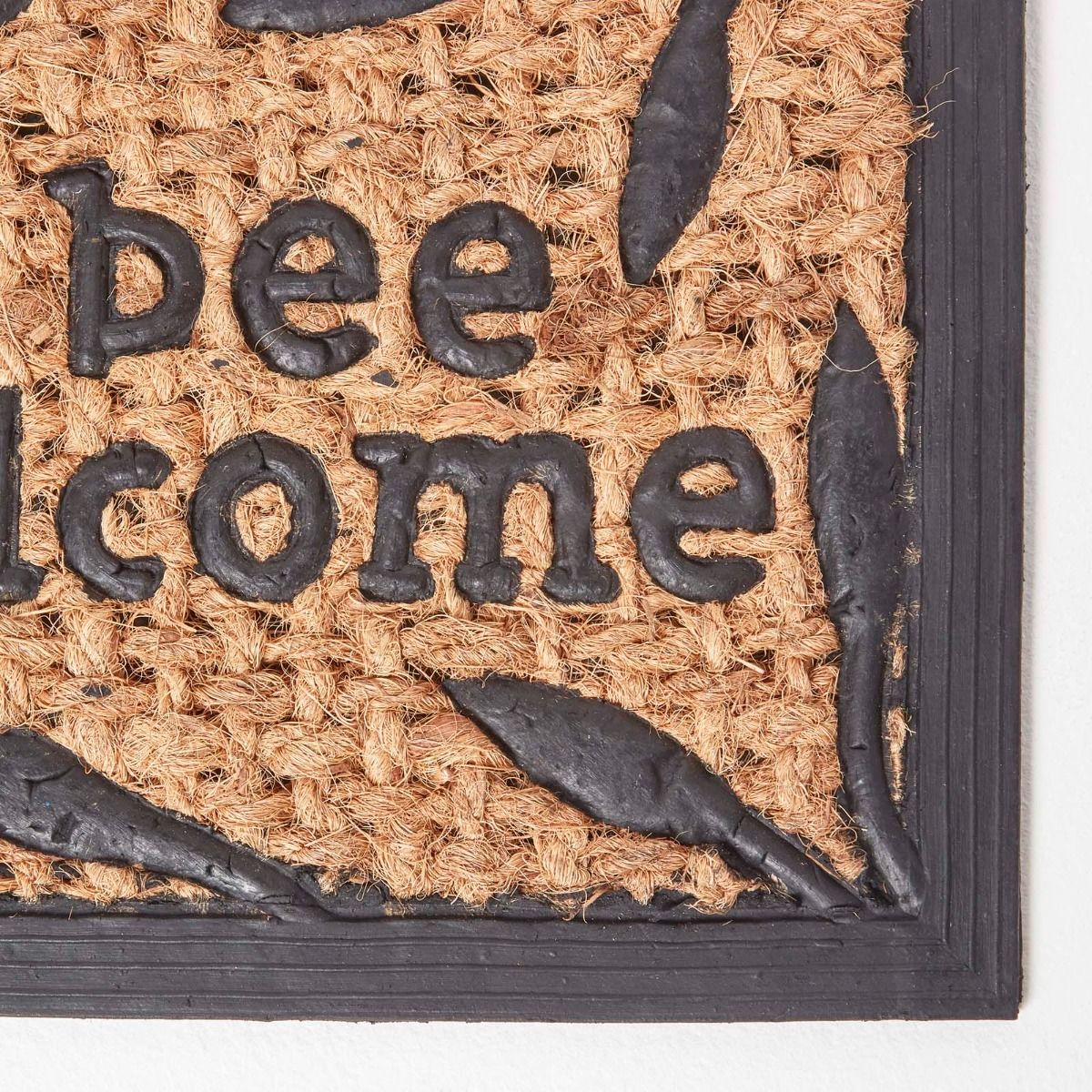HOMESCAPES Bumble Bee Rubber & Coir Doormat