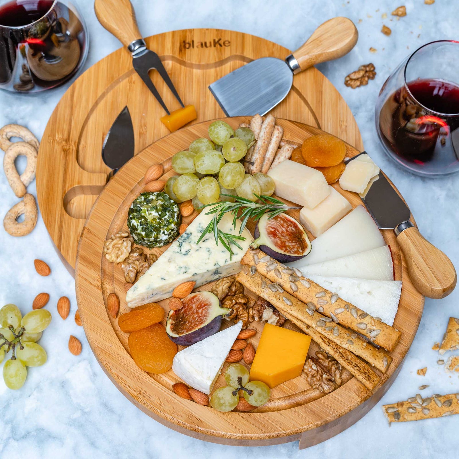 BlauKe Bamboo Cheese Board And Cheese Tool Set - 25cm Round Charcuterie Board, Serving Platter - Wooden Cheese Board Gift Set