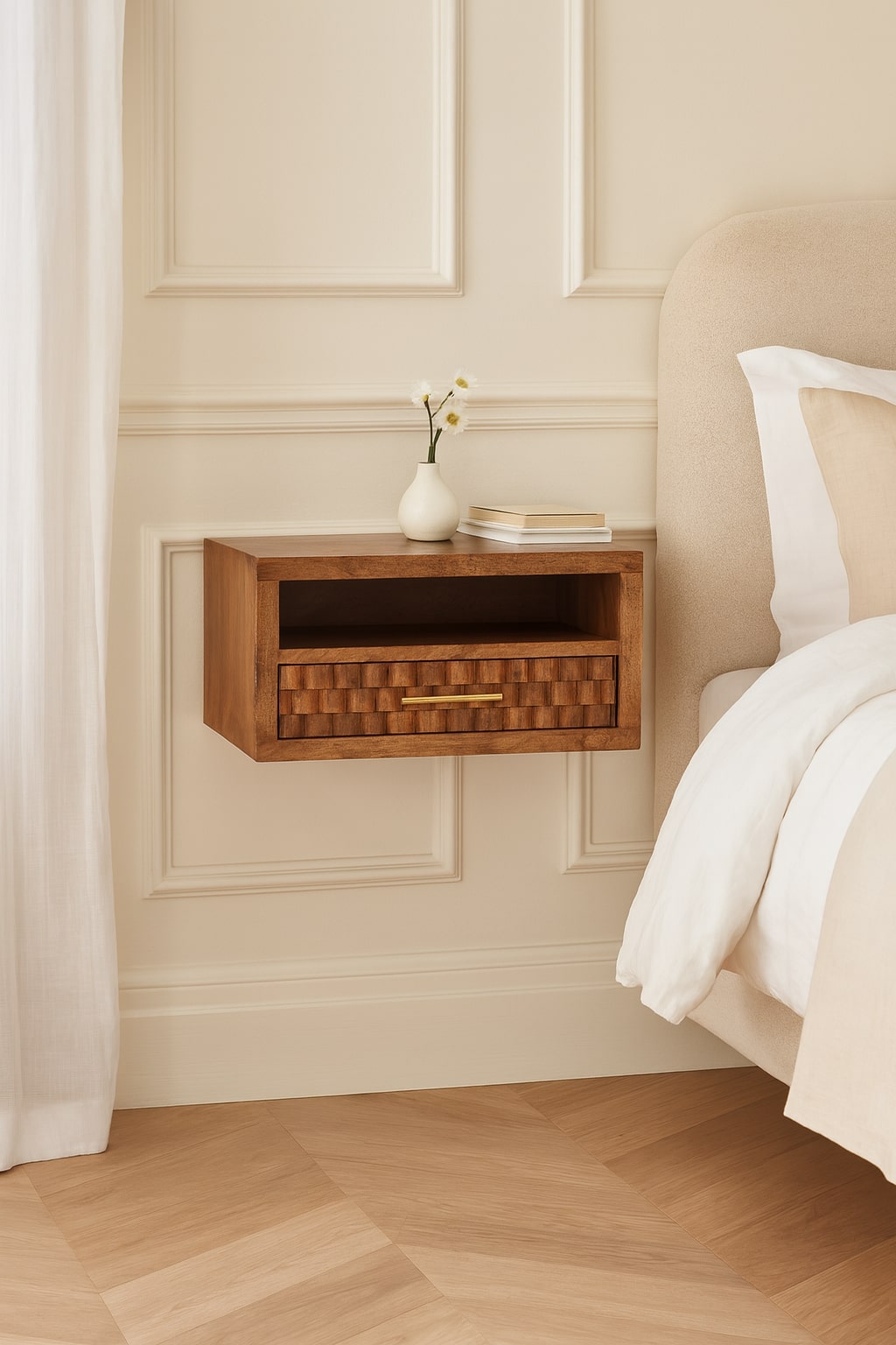 Arno Wall-mounted Nightstand In Golden Teak