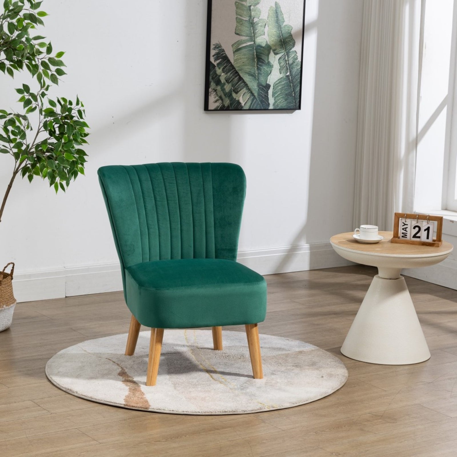 Arezza Velvet Accent Chair | Green