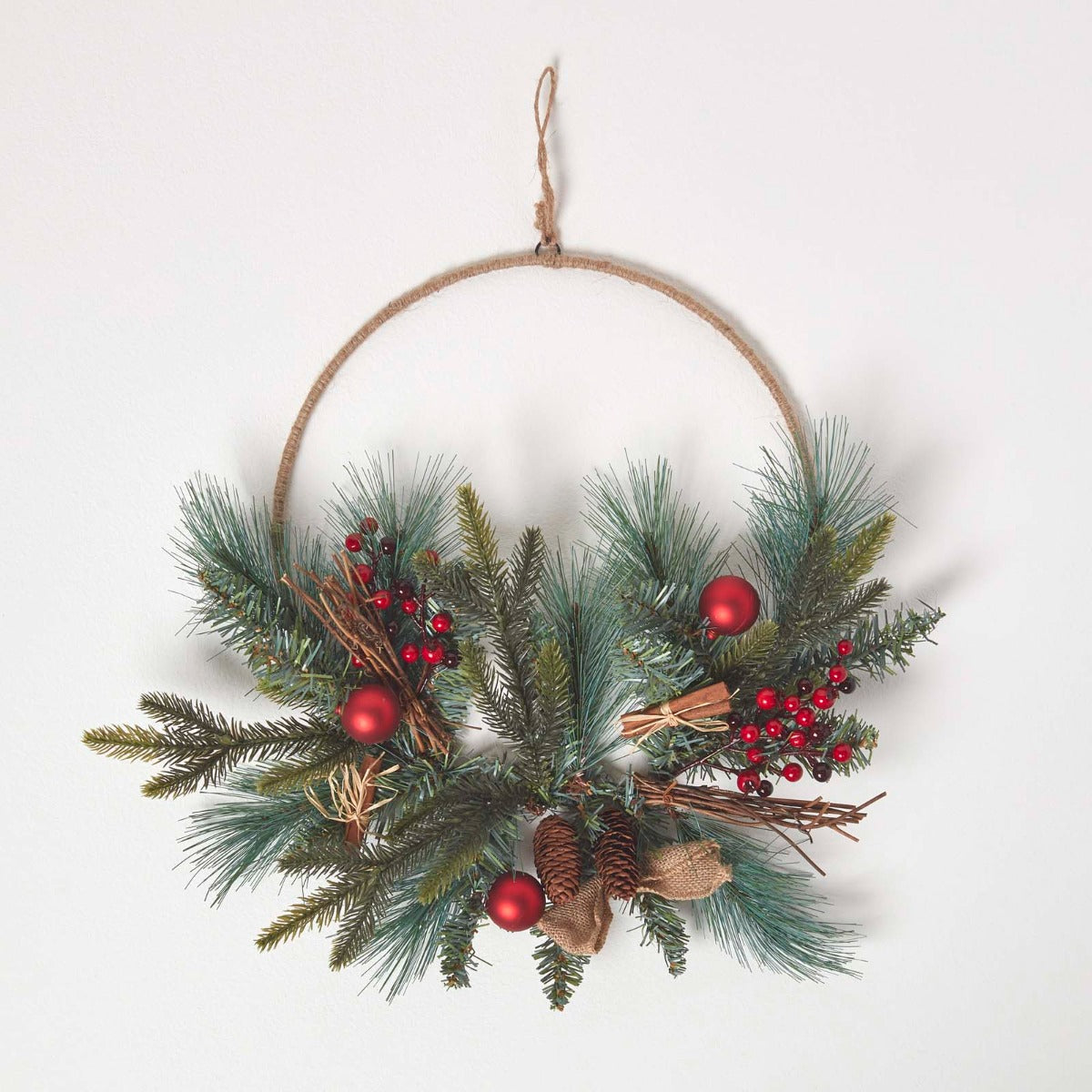 HOMESCAPES Round Metal Hoop Traditional Christmas Wreath