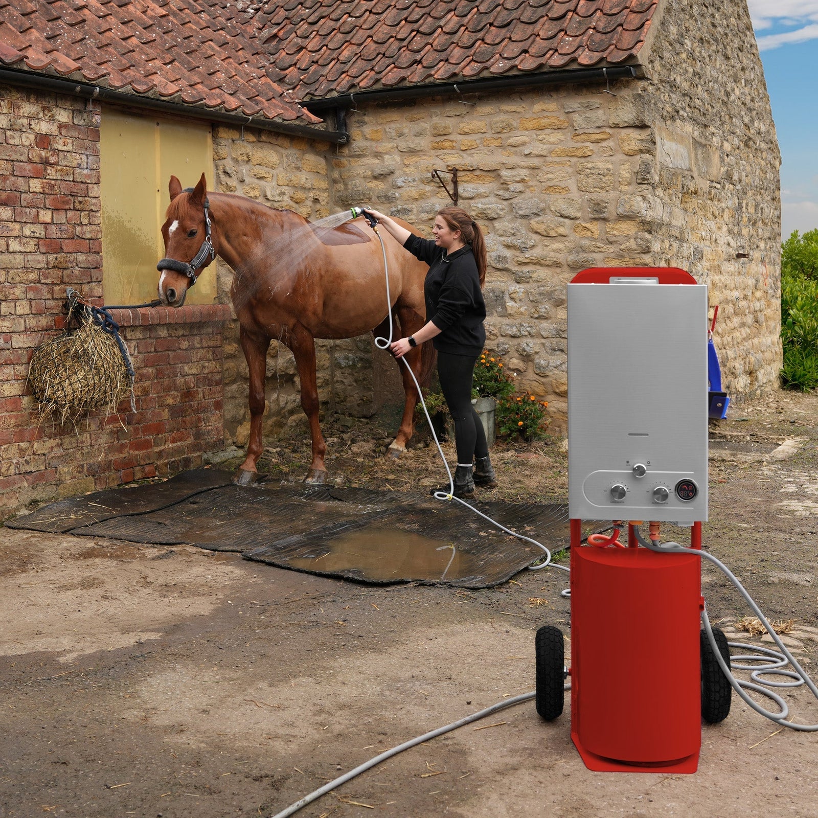 Deluxe Portable Horse Shower | Red