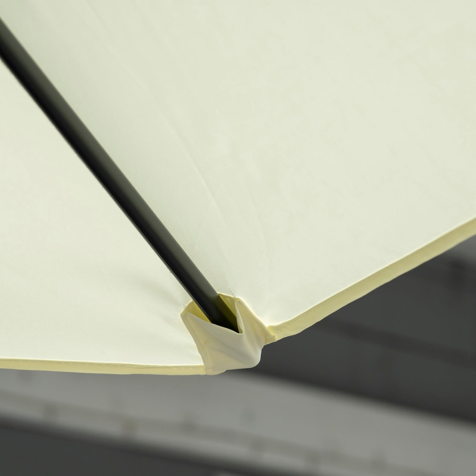 2.5m Cantilever Parasol W/ 360° Rotation, Cross Base | Beige