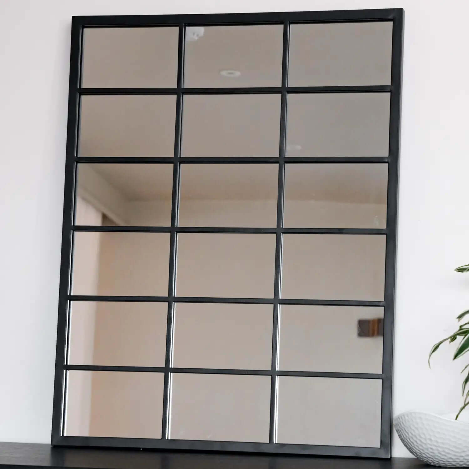 Kyō - Metal Rectangle Lattice Window Mirror | 90cm x 70cm | Black