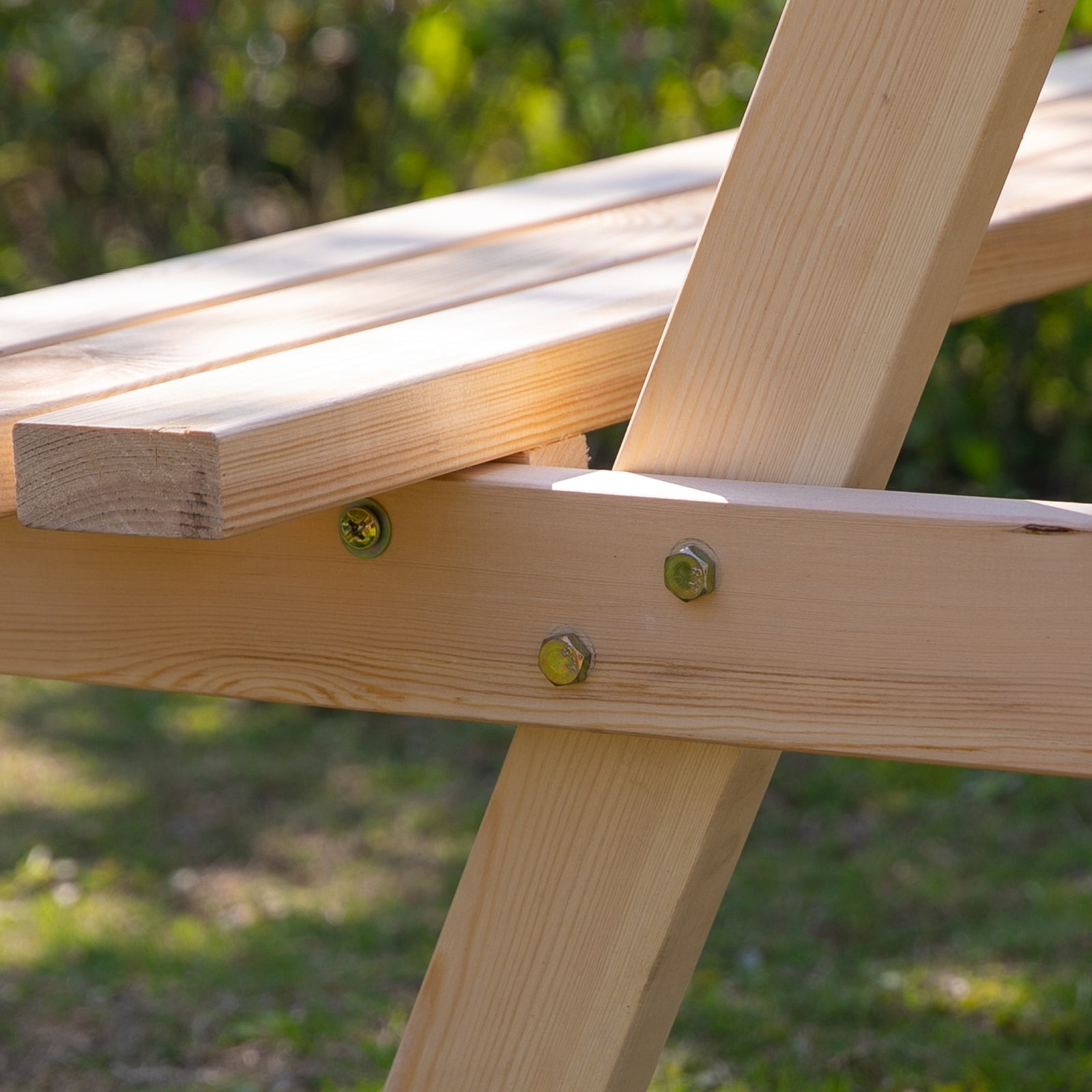 4-seater Garden Wooden Picnic Table With Parasol Hole