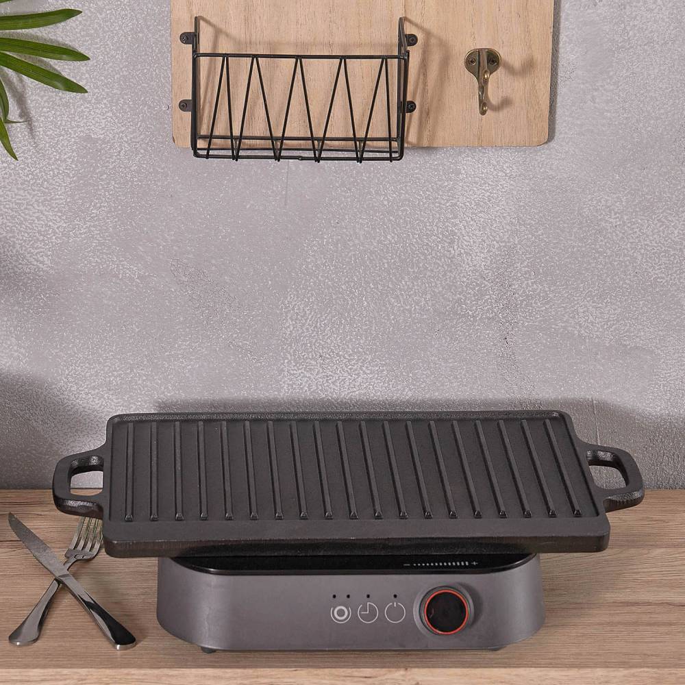 Living and Home 45cm W X 22cm W Non-stick Cast-iron Reversible Griddle Pan