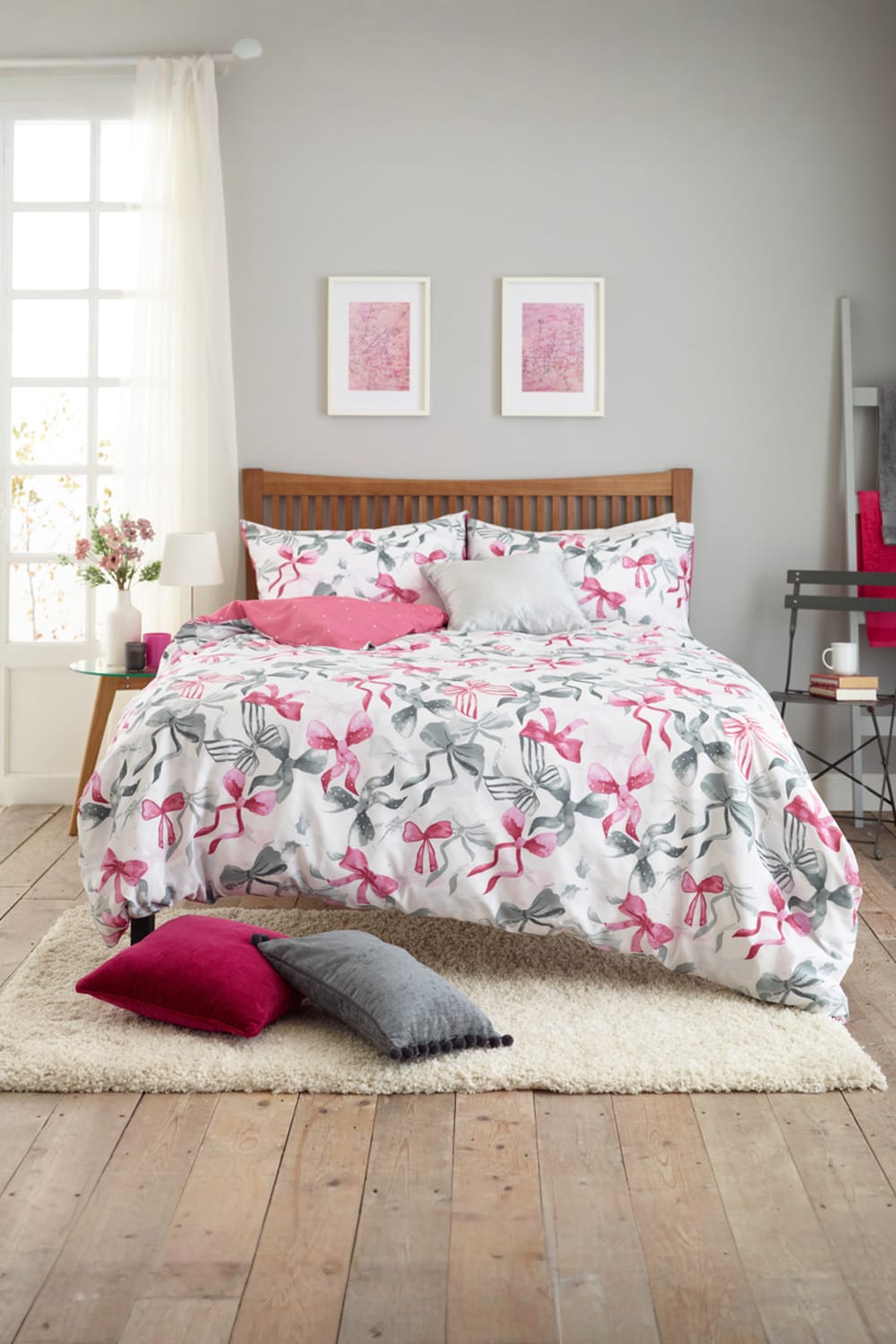 Bows Print Easycare Duvet Cover Set – 200tc Cotton Rich Soft Bedding | Super King | Pink
