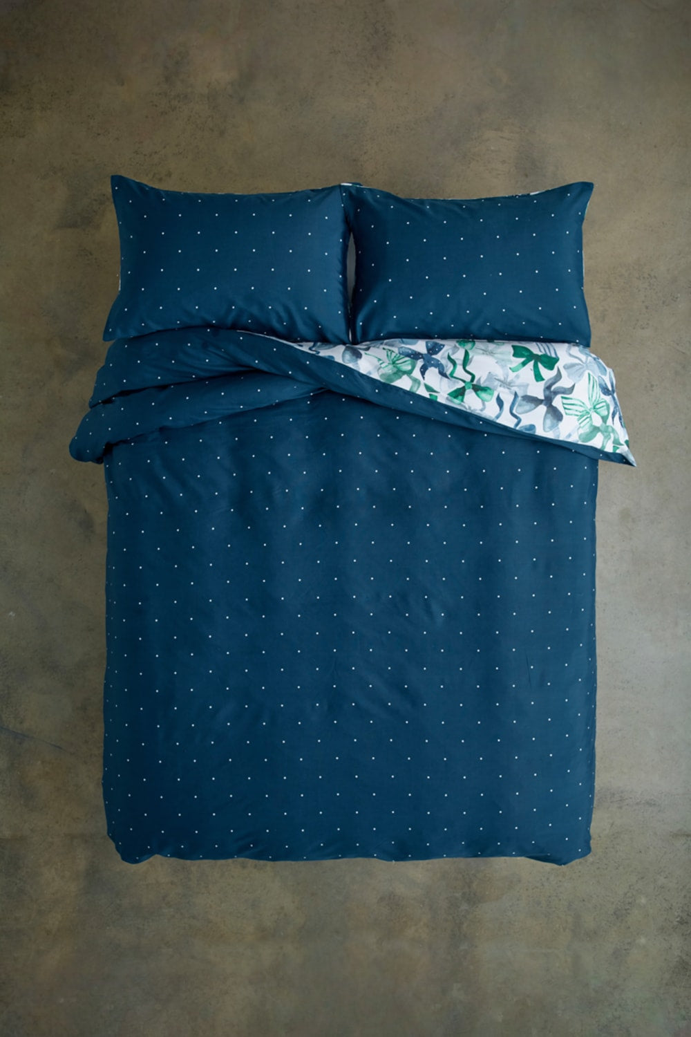 Bows Print Easycare Duvet Cover Set – 200tc Cotton Rich Soft Bedding | Double | Blue