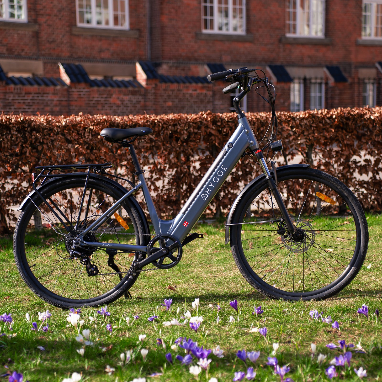 Aarhus Step 2025 - Urban E-Bike with 48V 14Ah Battery - Graphite Grey
