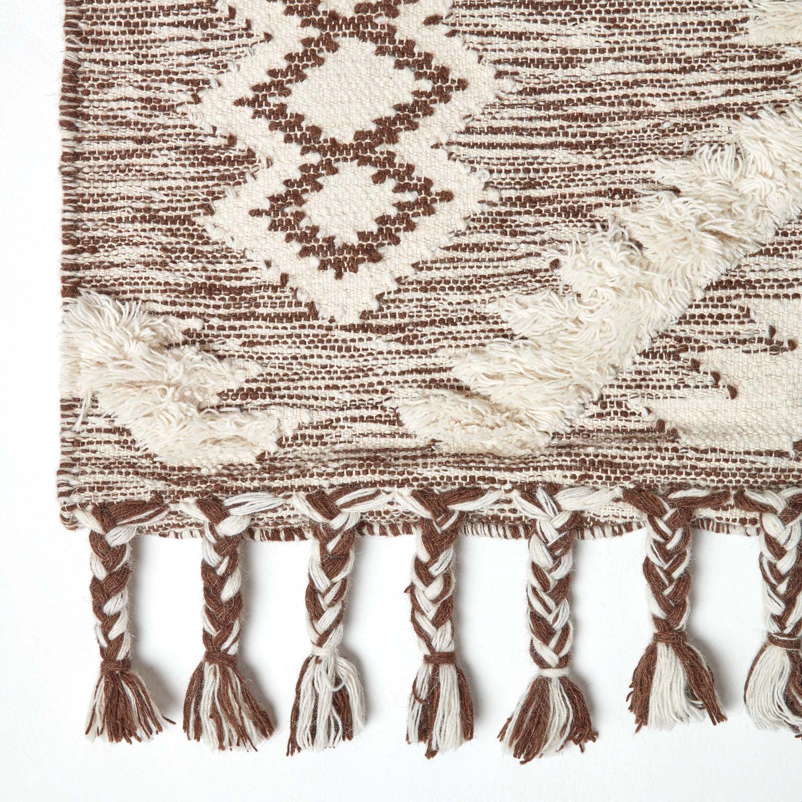 Lhasa Handwoven Brown And Cream Diamond  Kilim Wool Rug | 120cm x 180cm | Cream & Brown