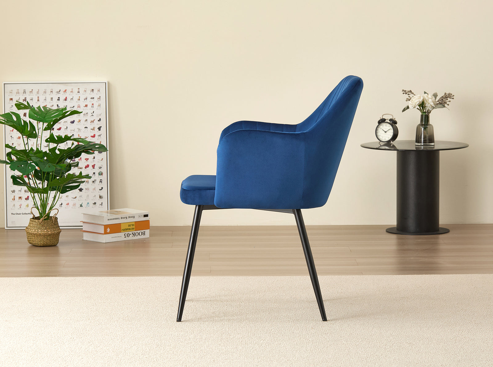 Stylish New York Dining Table Set with 4 Charlotte Velvet Chairs | Blue