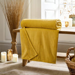 Snuggle Touch Solid Colour Fleece Throw – 140x180cm – Super Soft Plain Blanket | 140cm x 180cm | Yellow