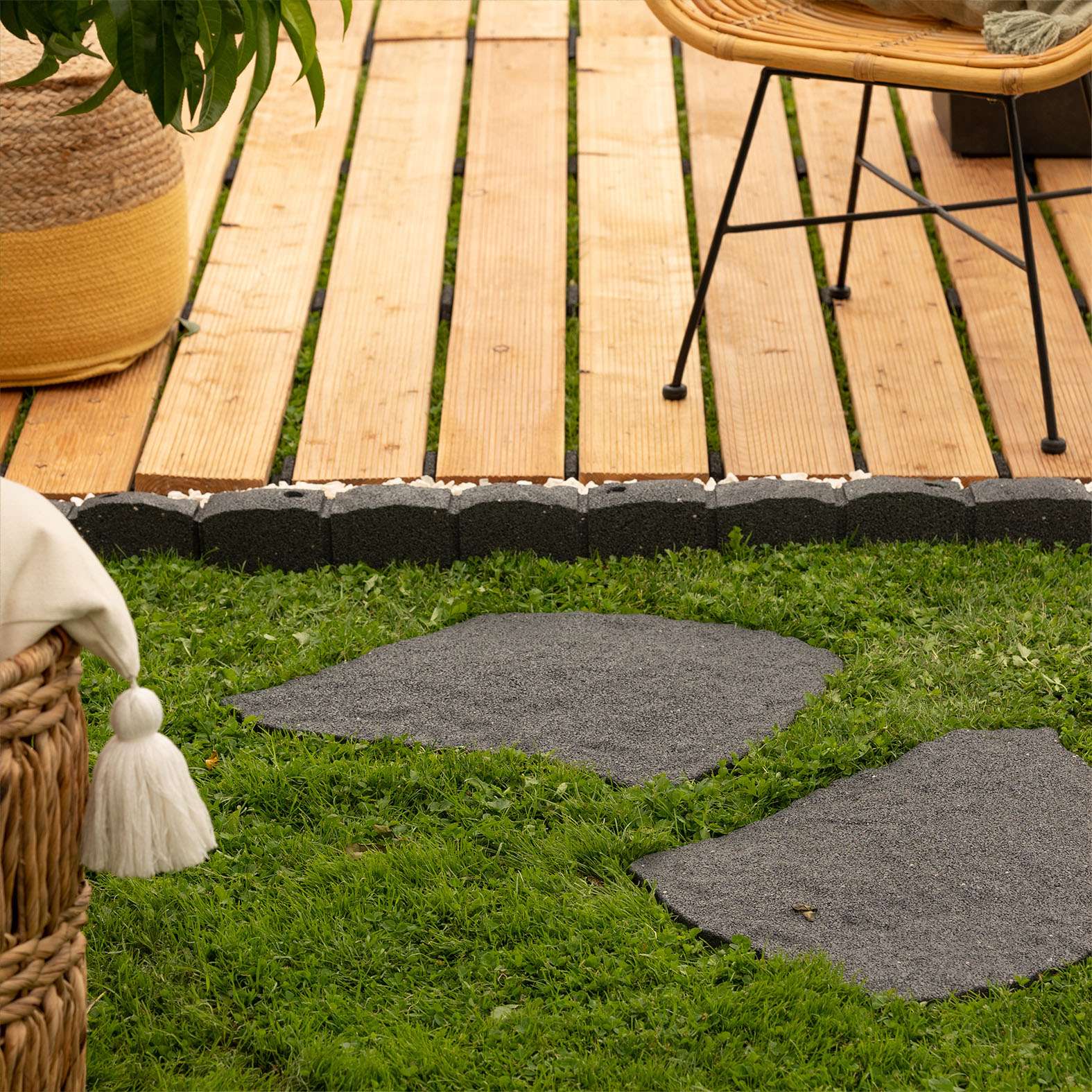 Rubber Garden Stepping Stones - Natural Stone | Set-of-4 | Grey