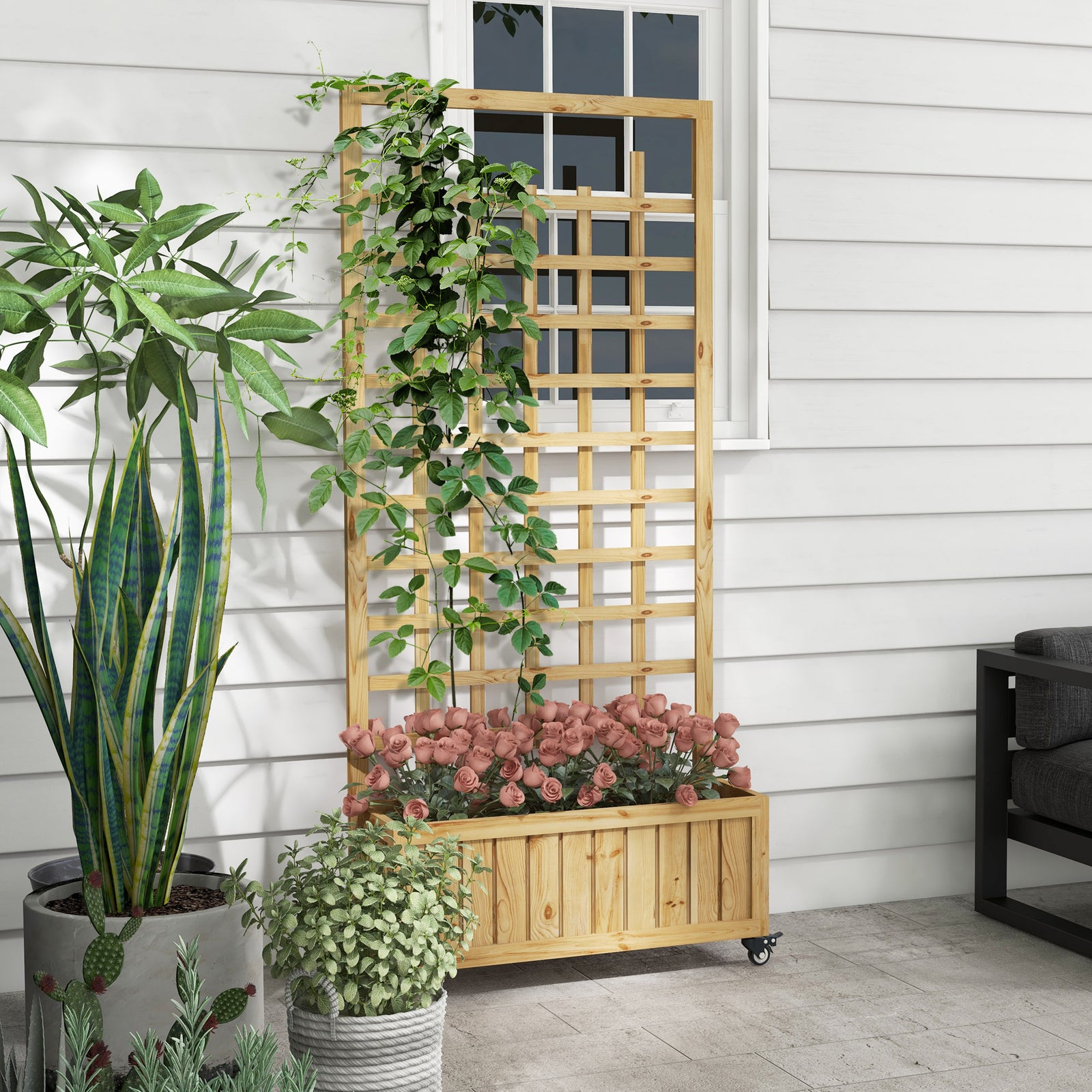 Wooden Trellis Planter With Wheels & Bed Liner