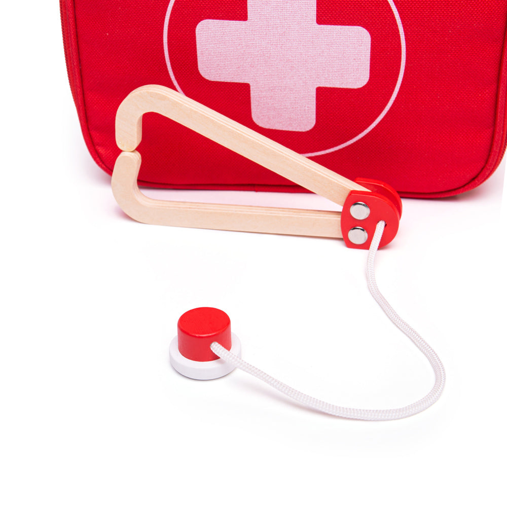 Wooden Doctors Set, With Carry Case And 10 Play Pieces