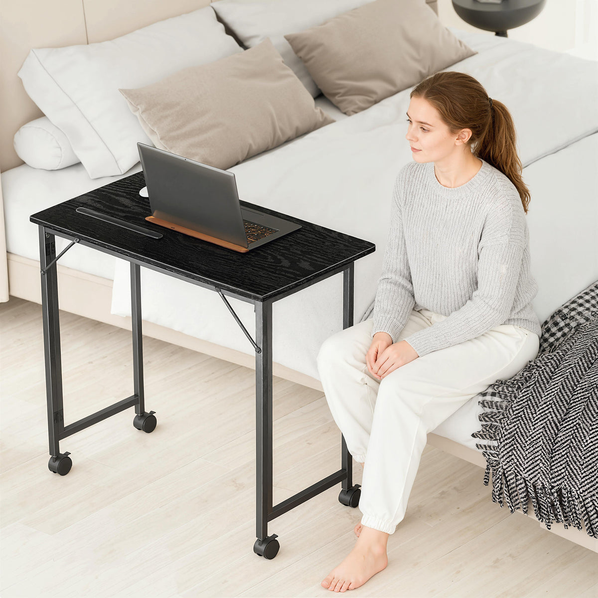 HOMCOM Small Writing Desk With Wheels, Folding Study Table