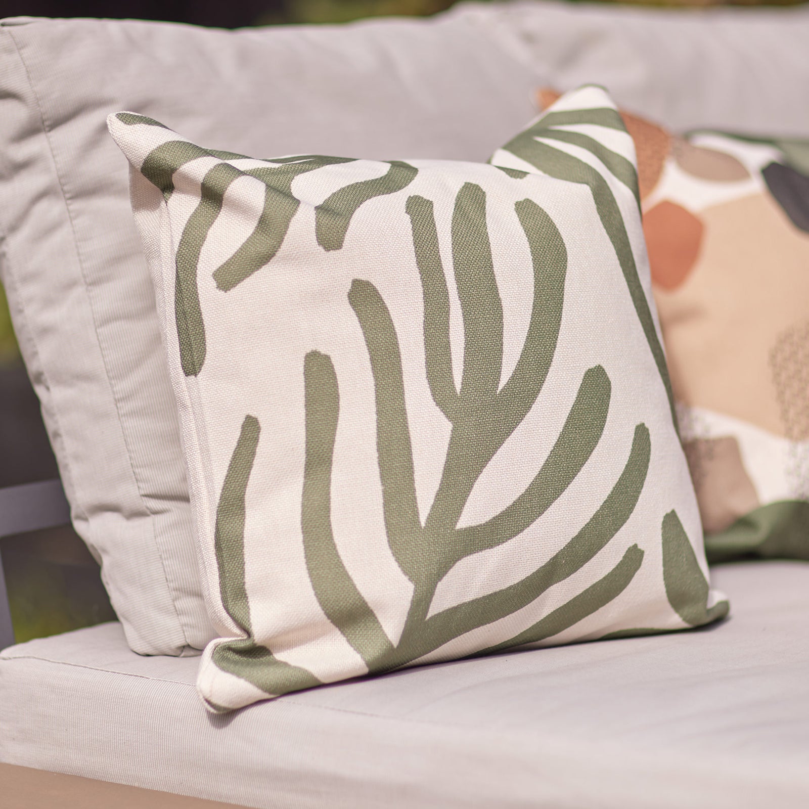 Indoor Oudoor Cushion Set Of 4
