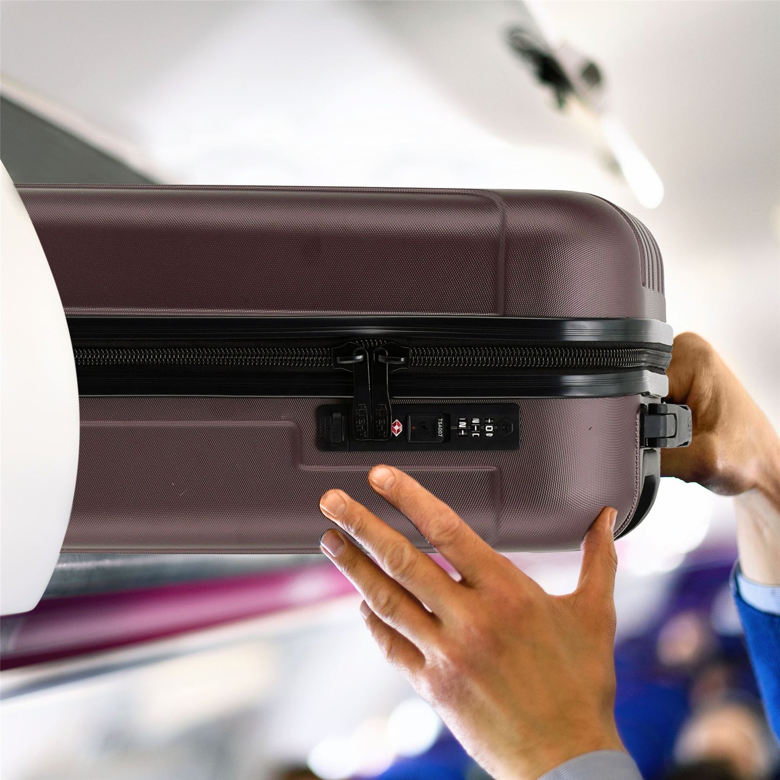 55x40x20cm Lightweight Luggage Overhead Cabin Hard Shell Cabin Suitcase 60+ Airlines Approved - Carry On Case - 4 Wheels | Cabin | Burgundy