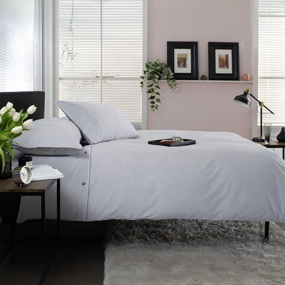 Gingham Cotton Duvet Cover Set – Soft, Breathable Fabric With Double-piped Edging | Super King | Grey