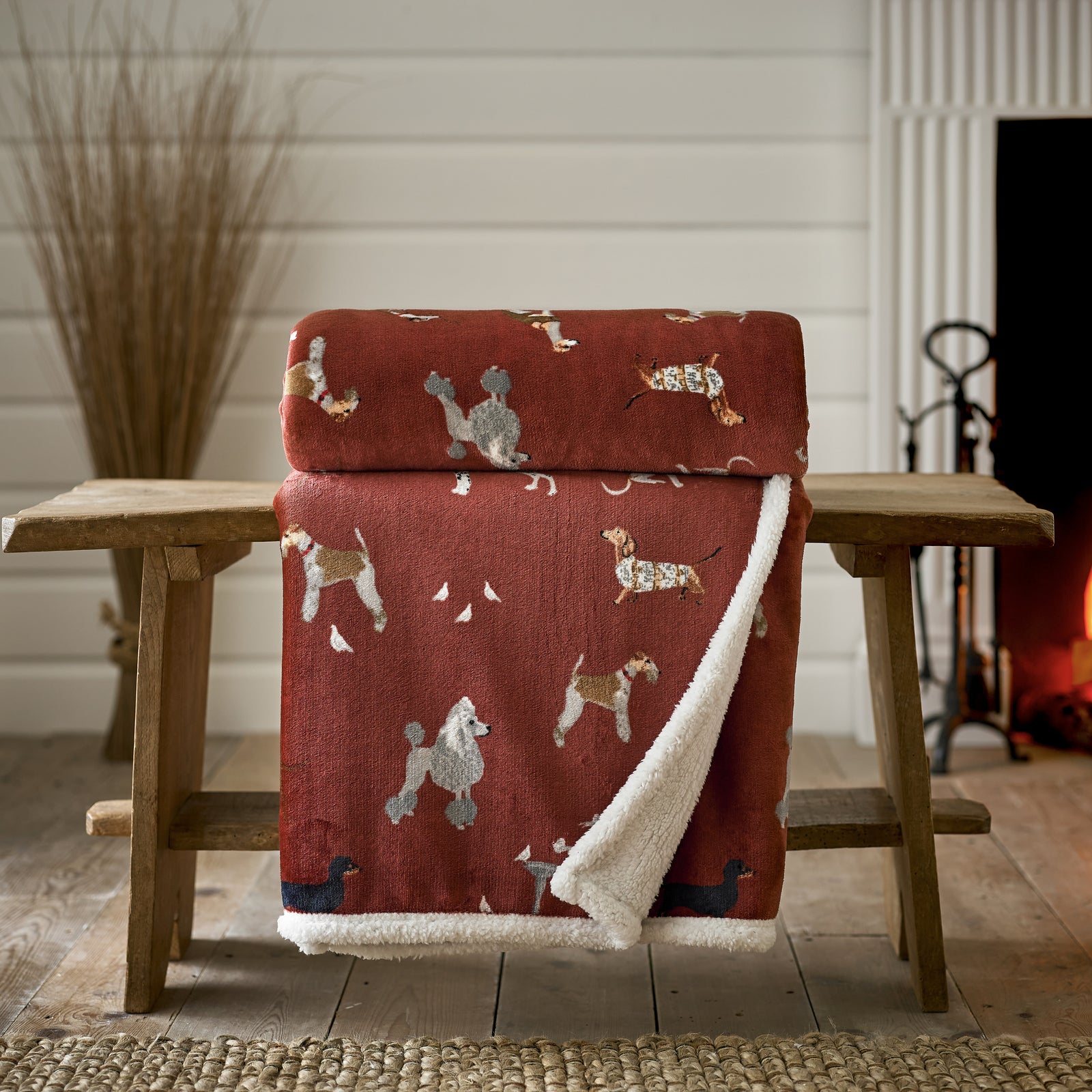 The Park Cuddly Printed Throw with Sherpa Back