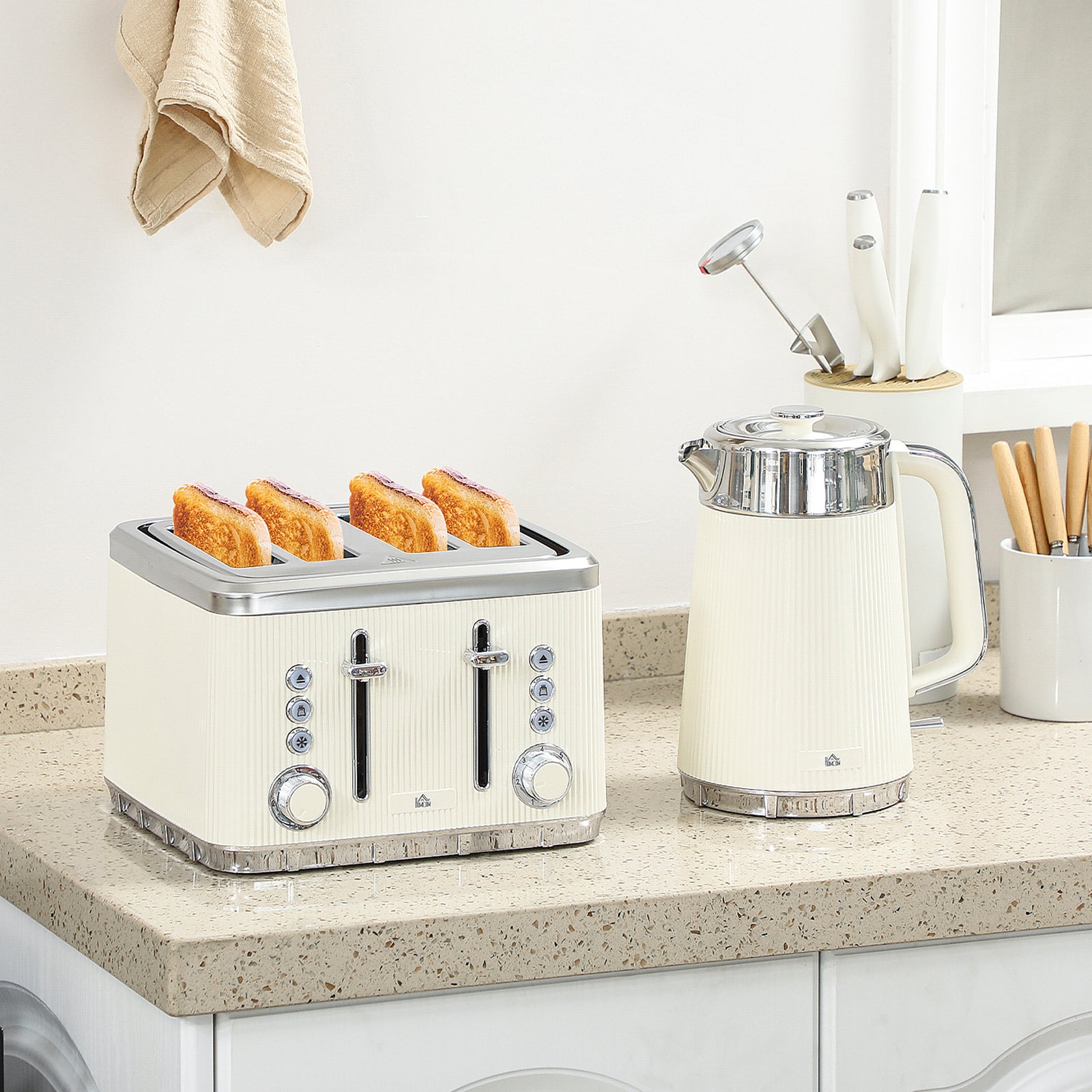 Rapid Boil Kettle & Toaster Set | Cream