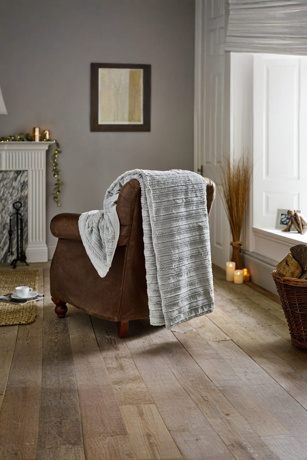 Chatsworth Faux Fur Luxury Throw 130x170cm – Ultra Soft & Stylish Blanket | 130cm x 170cm | Cream