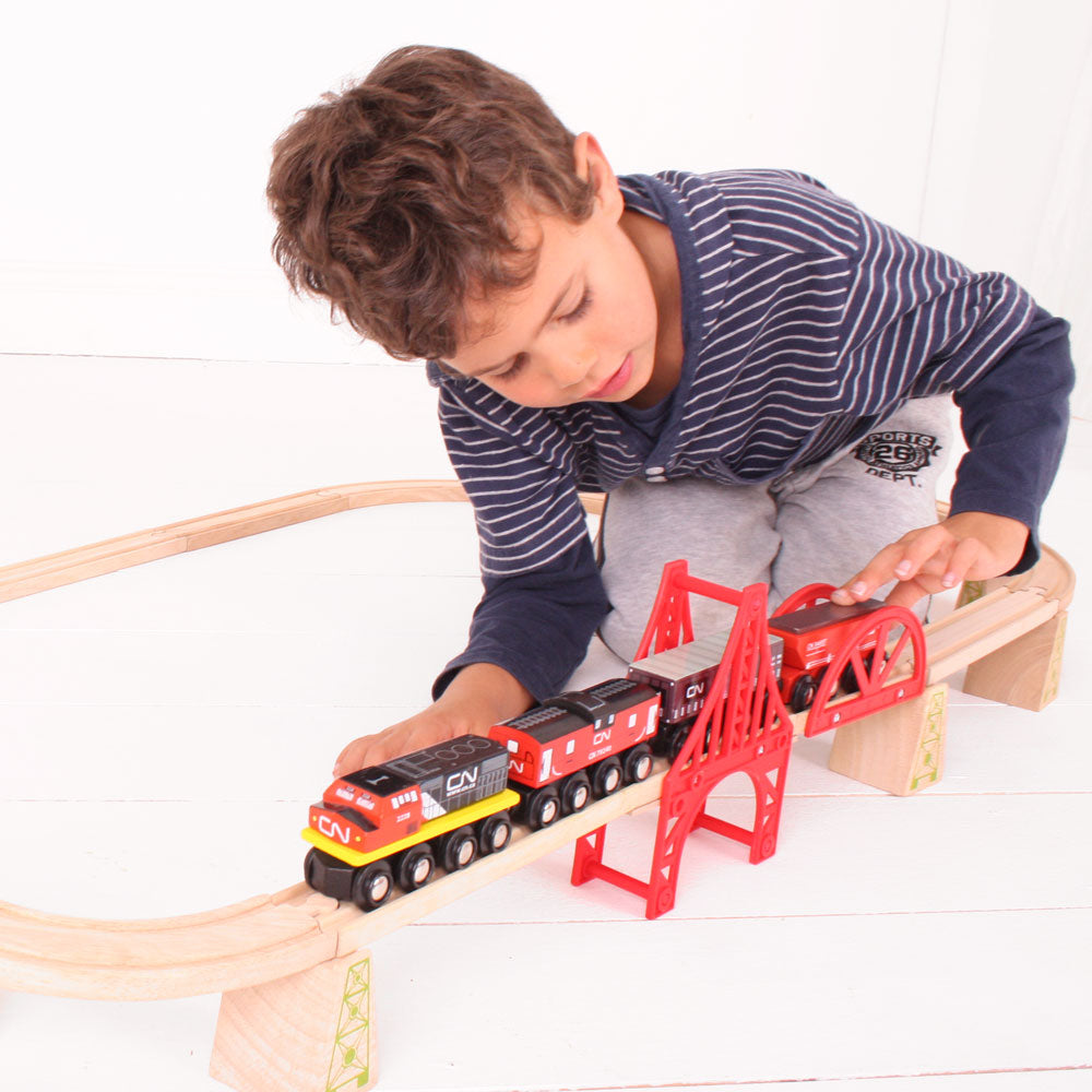 Wooden CN Train Engine with 3 Carriages