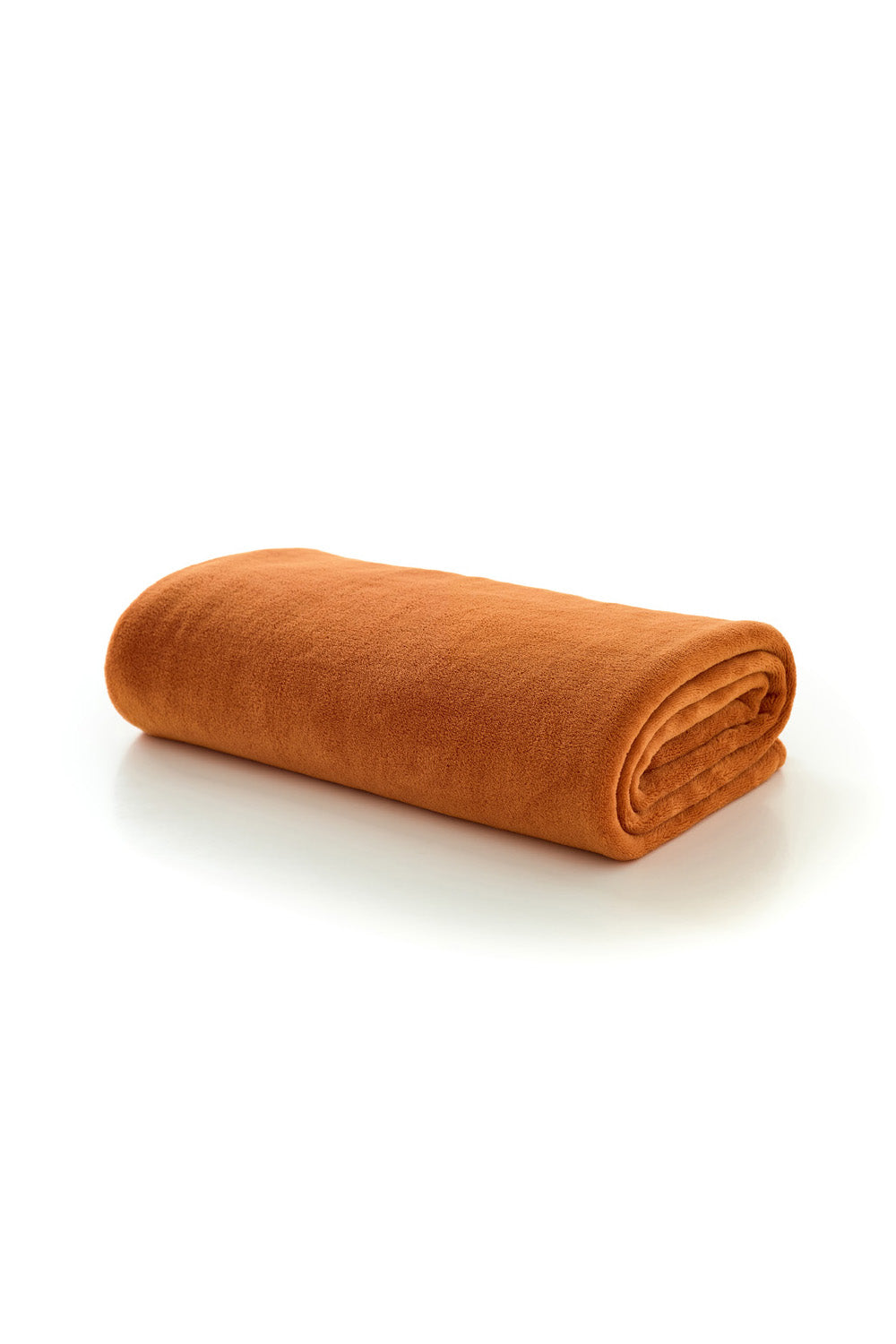Snuggle Touch Solid Colour Fleece Throw – 140x180cm – Super Soft Plain Blanket | 140cm x 180cm | Orange